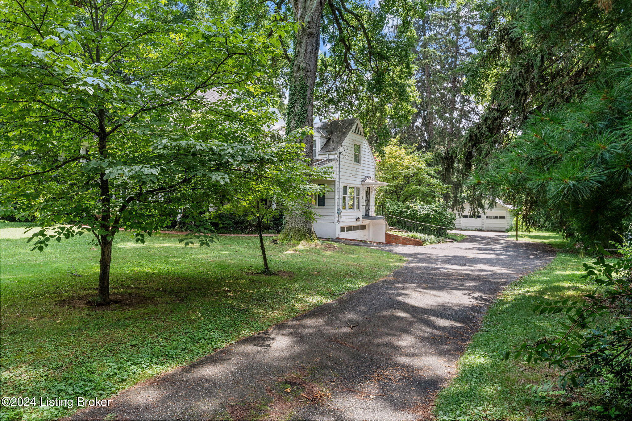 1908 Tyler Ln