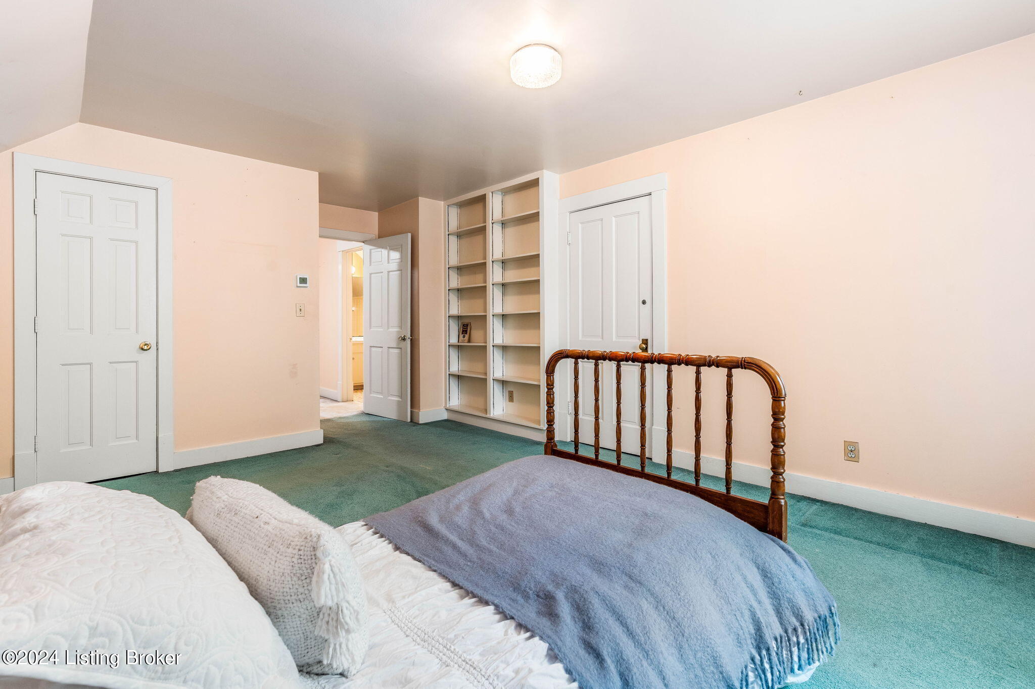 1908 Tyler Ln