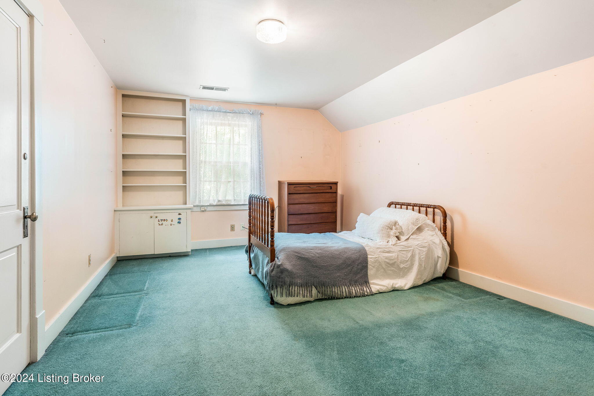 1908 Tyler Ln