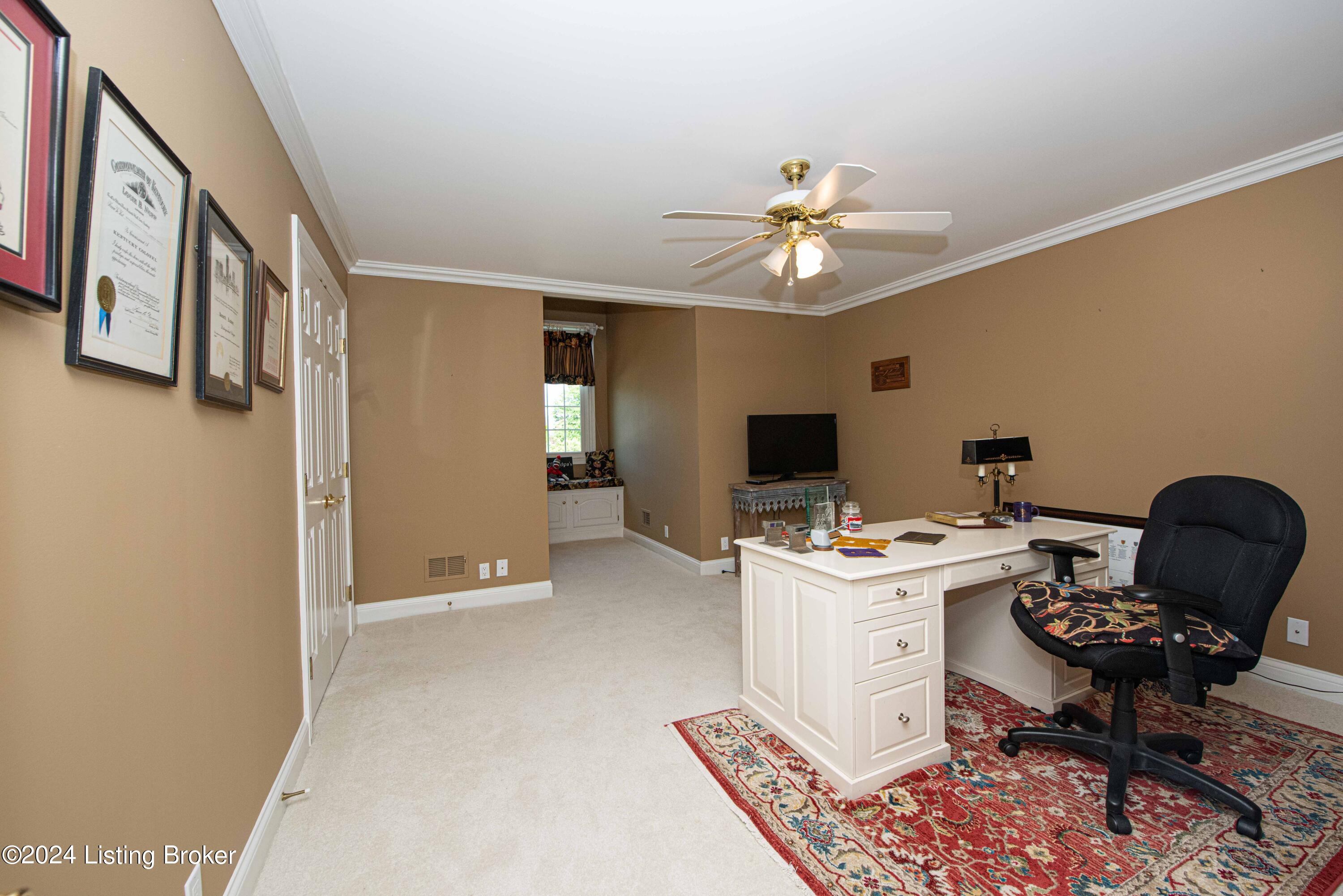 933 Woodland Heights Dr