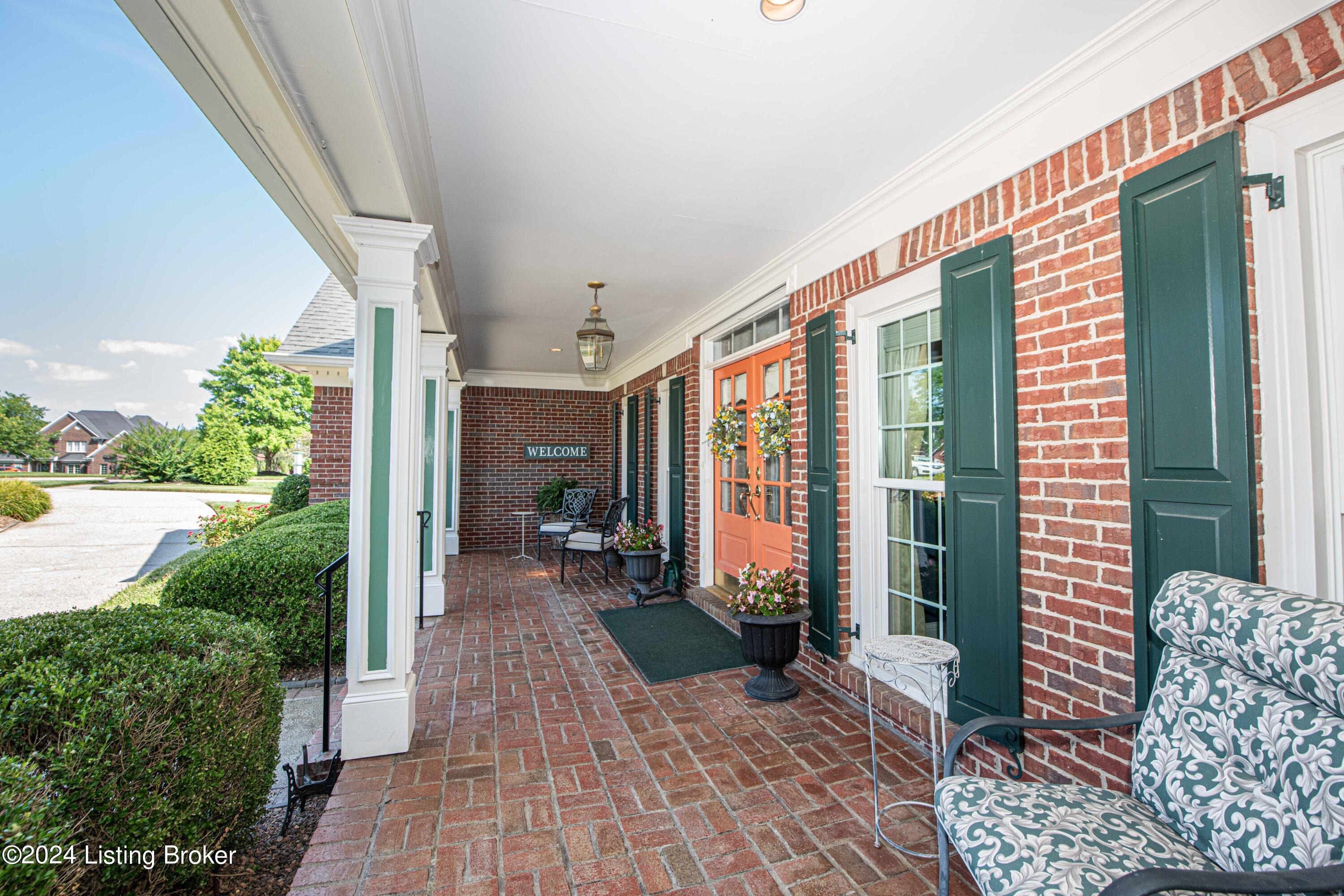 933 Woodland Heights Dr