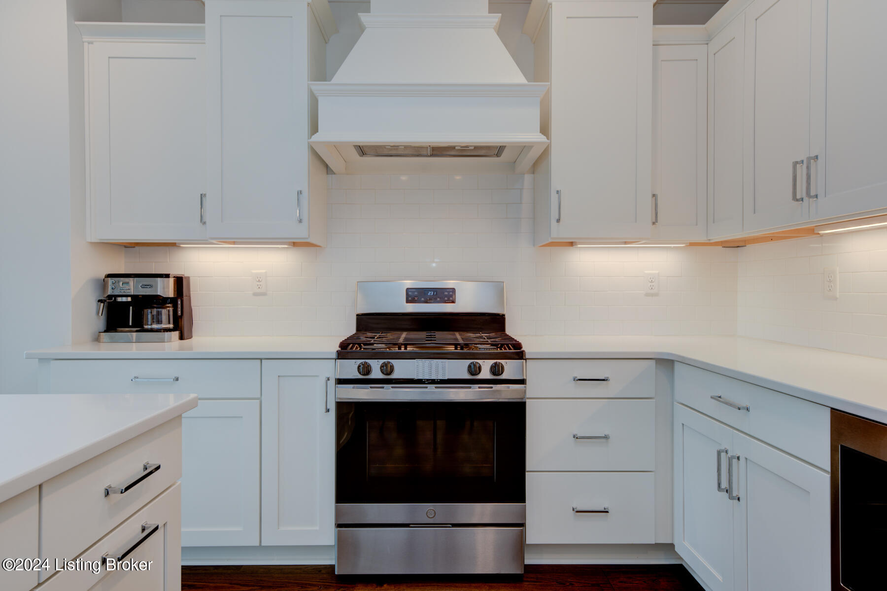 6314 St Bernadette Ave, 201