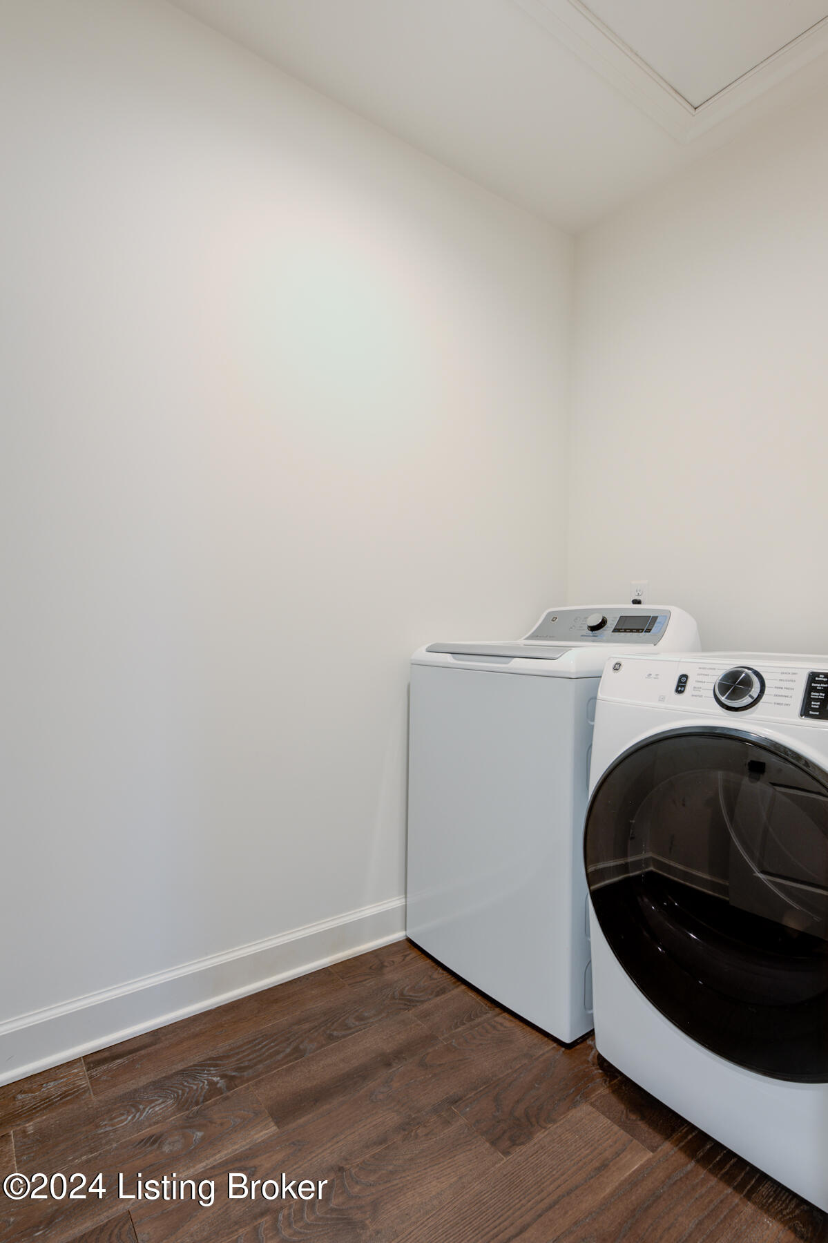 6314 St Bernadette Ave, 201