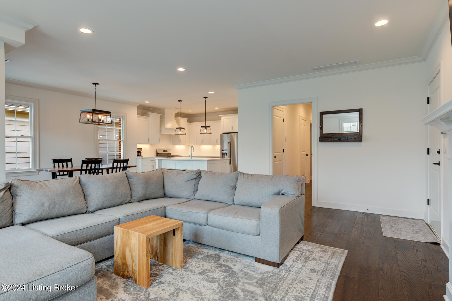 6314 St Bernadette Ave, 201