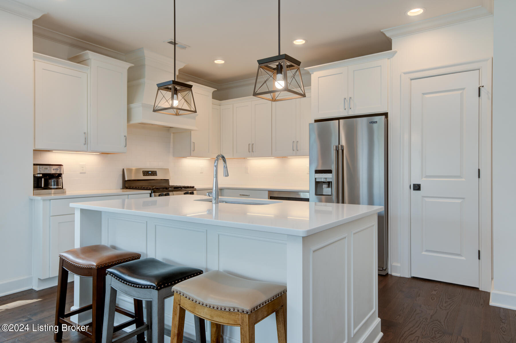 6314 St Bernadette Ave, 201