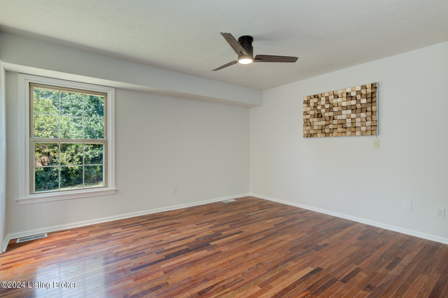 7411 Crawfordshire Ln