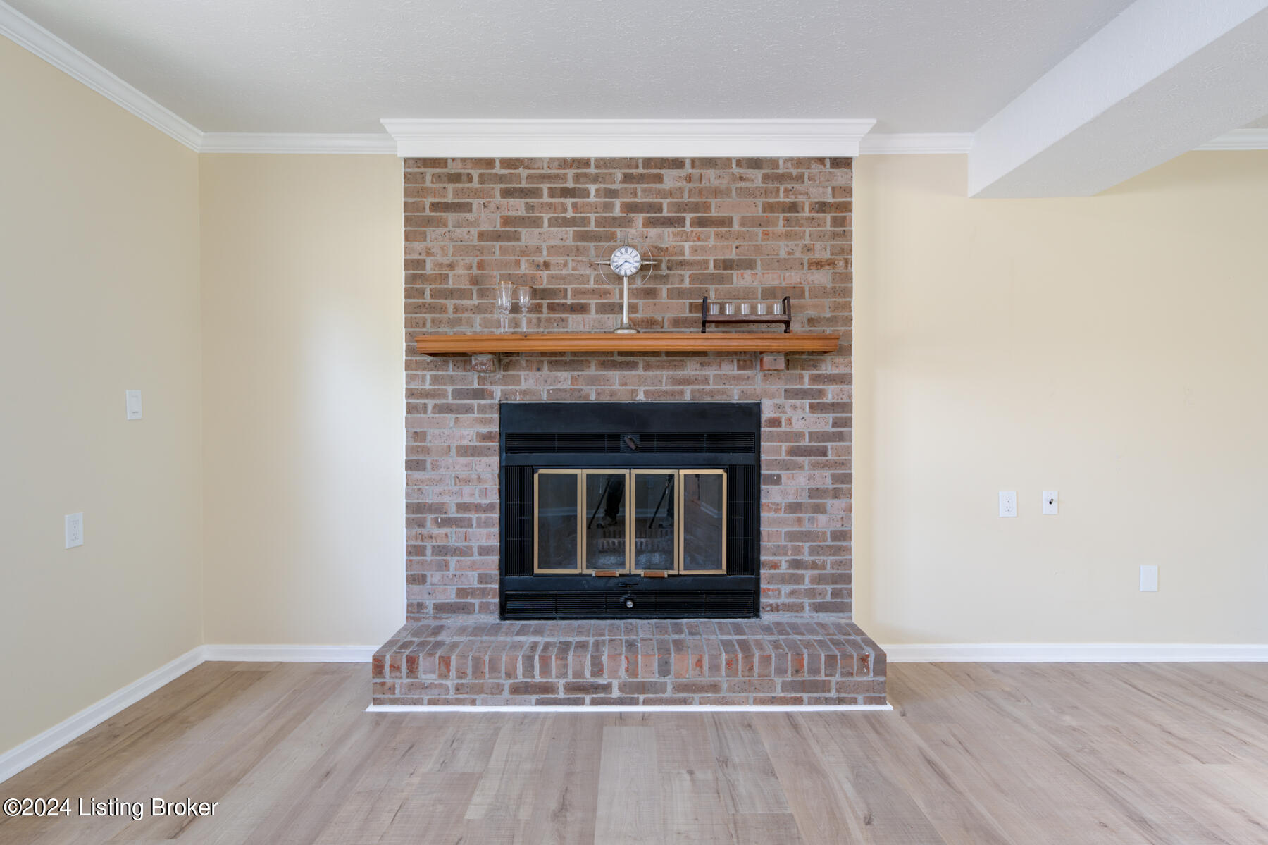 7411 Crawfordshire Ln