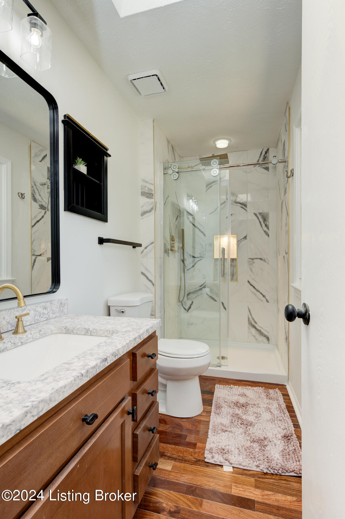 7411 Crawfordshire Ln