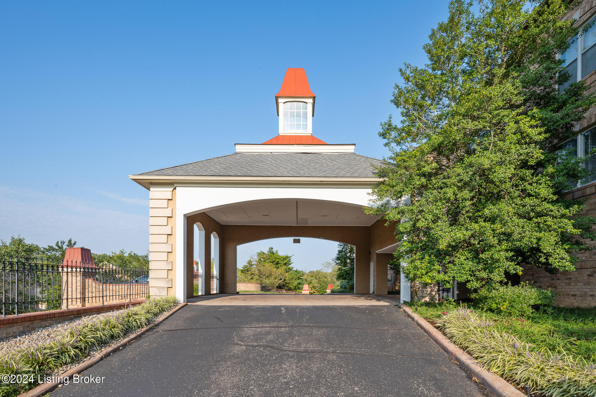 5701 Coach Gate Wynde, 36
