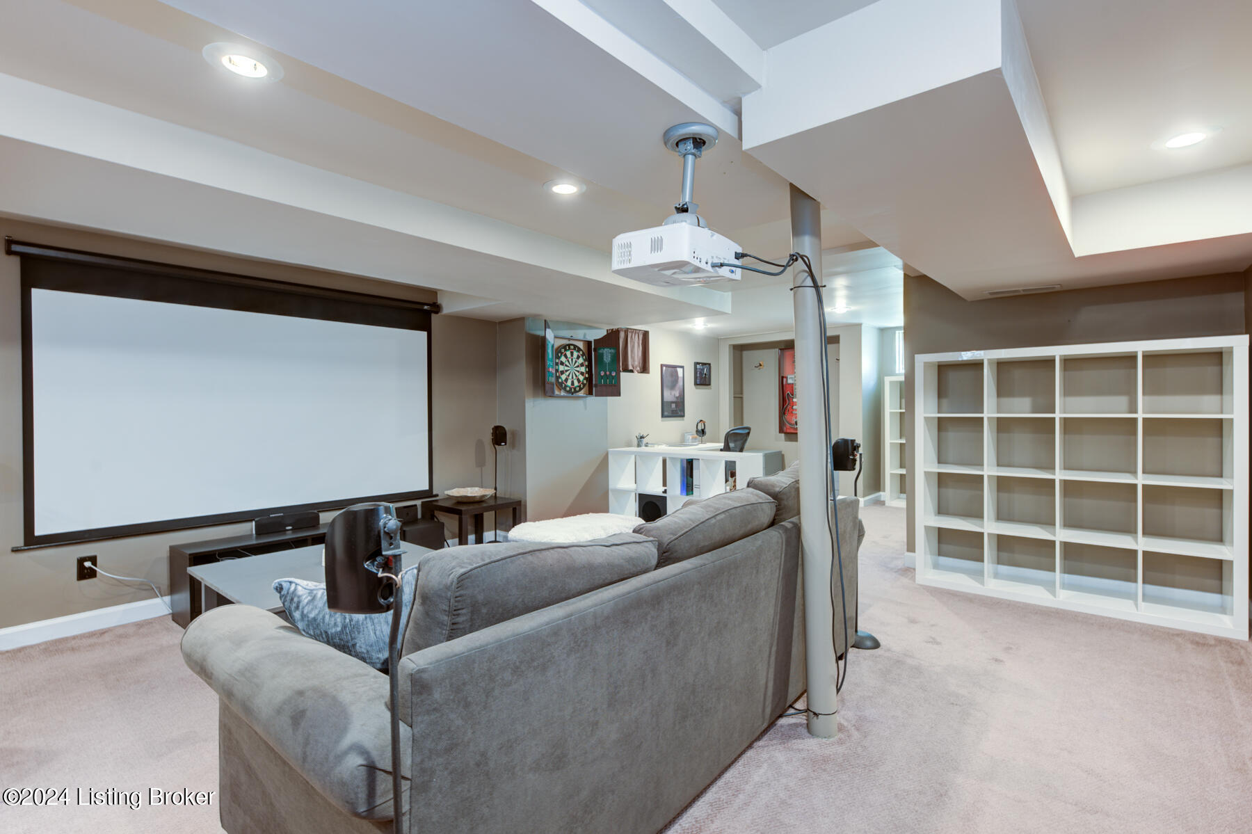 803 Ahland Rd