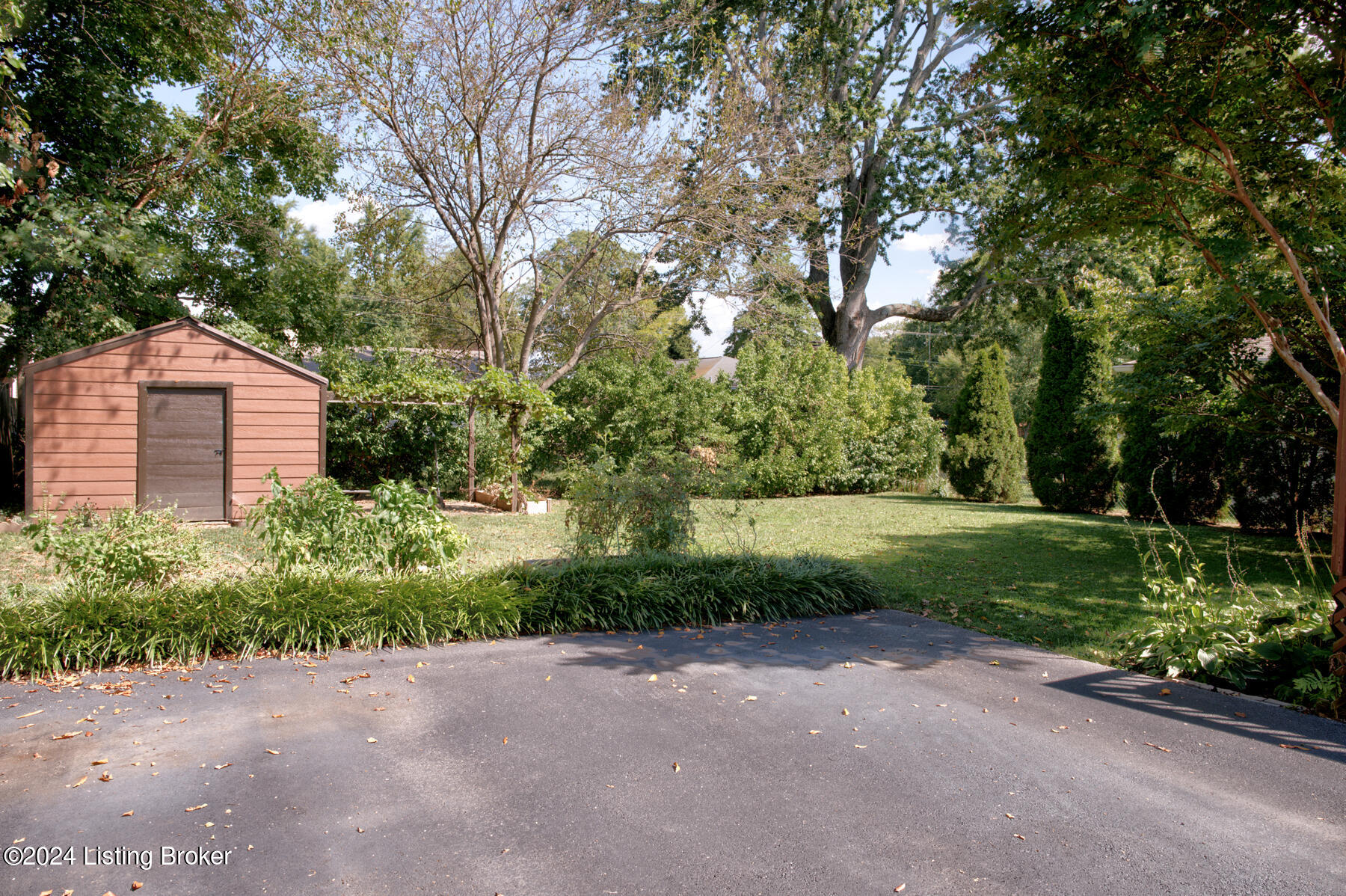 803 Ahland Rd