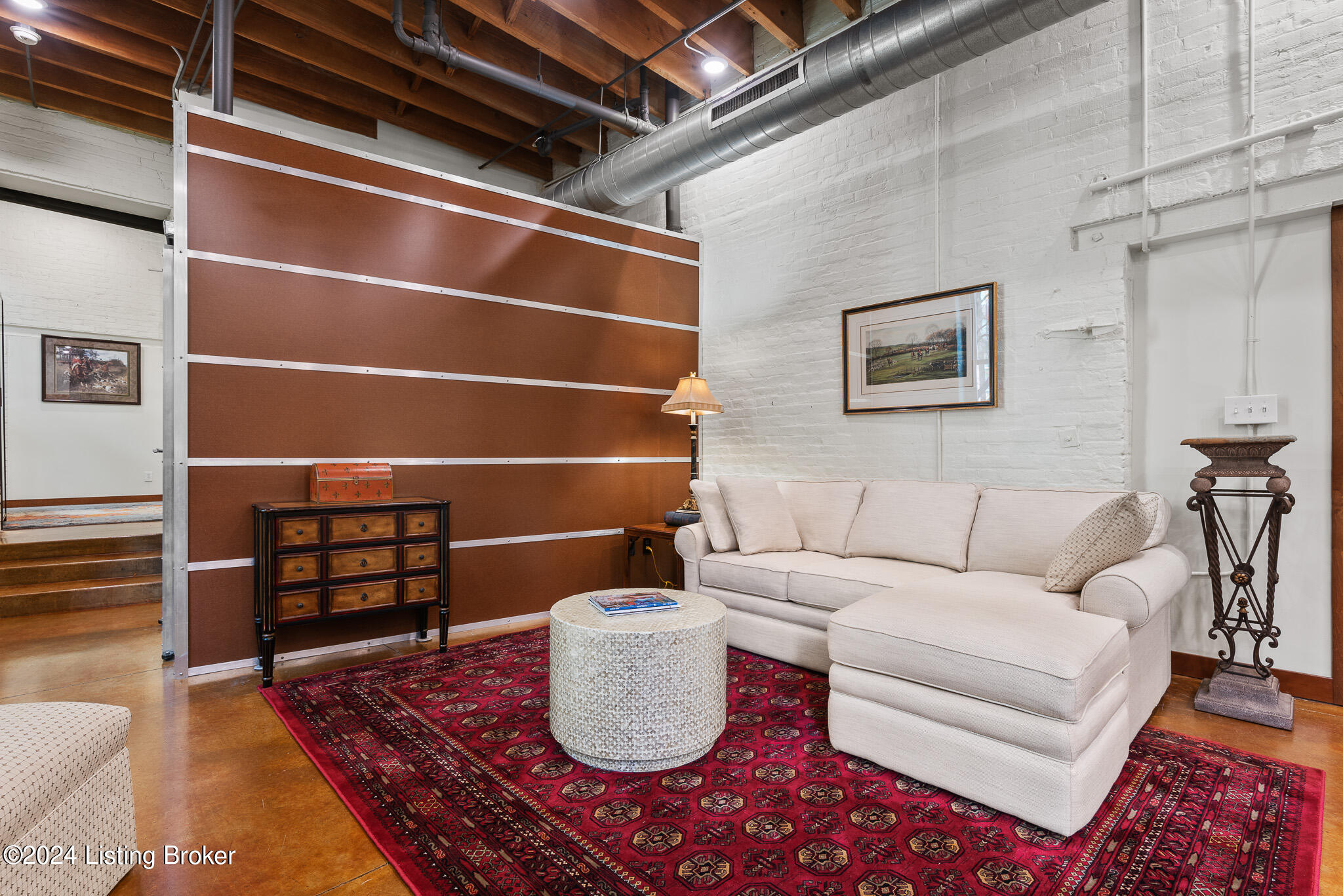 309 E Market St, 210