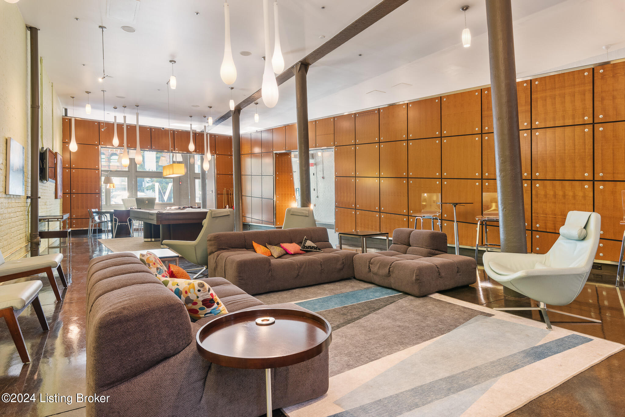 309 E Market St, 210