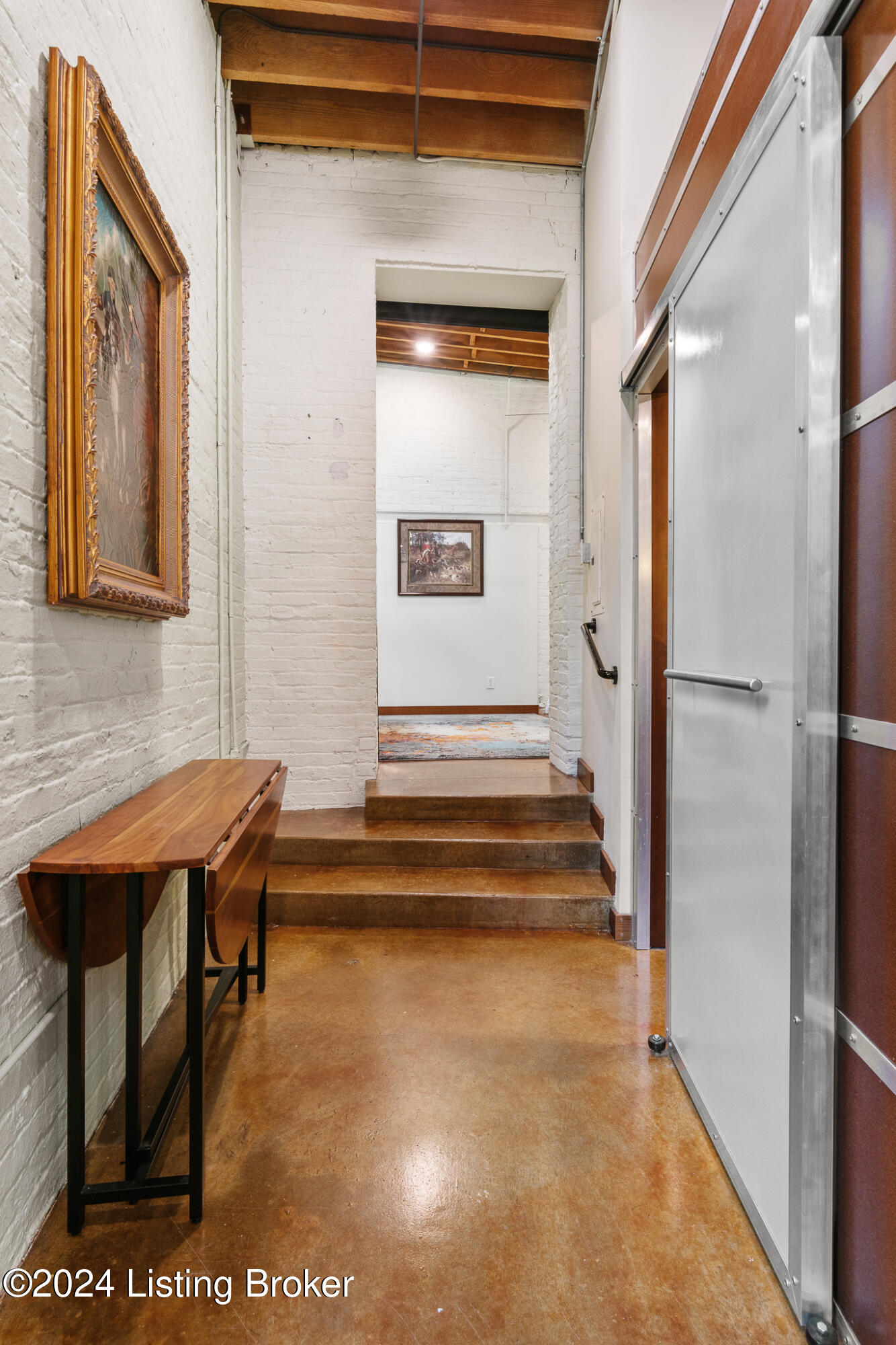 309 E Market St, 210