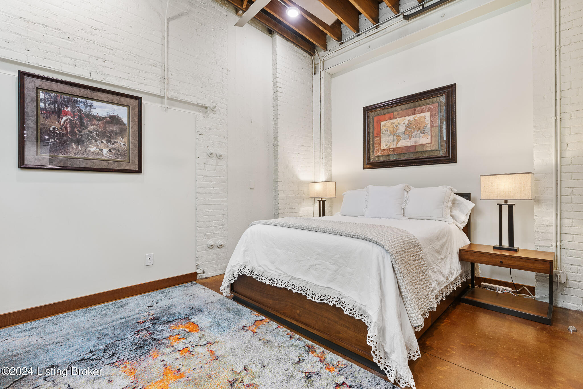 309 E Market St, 210