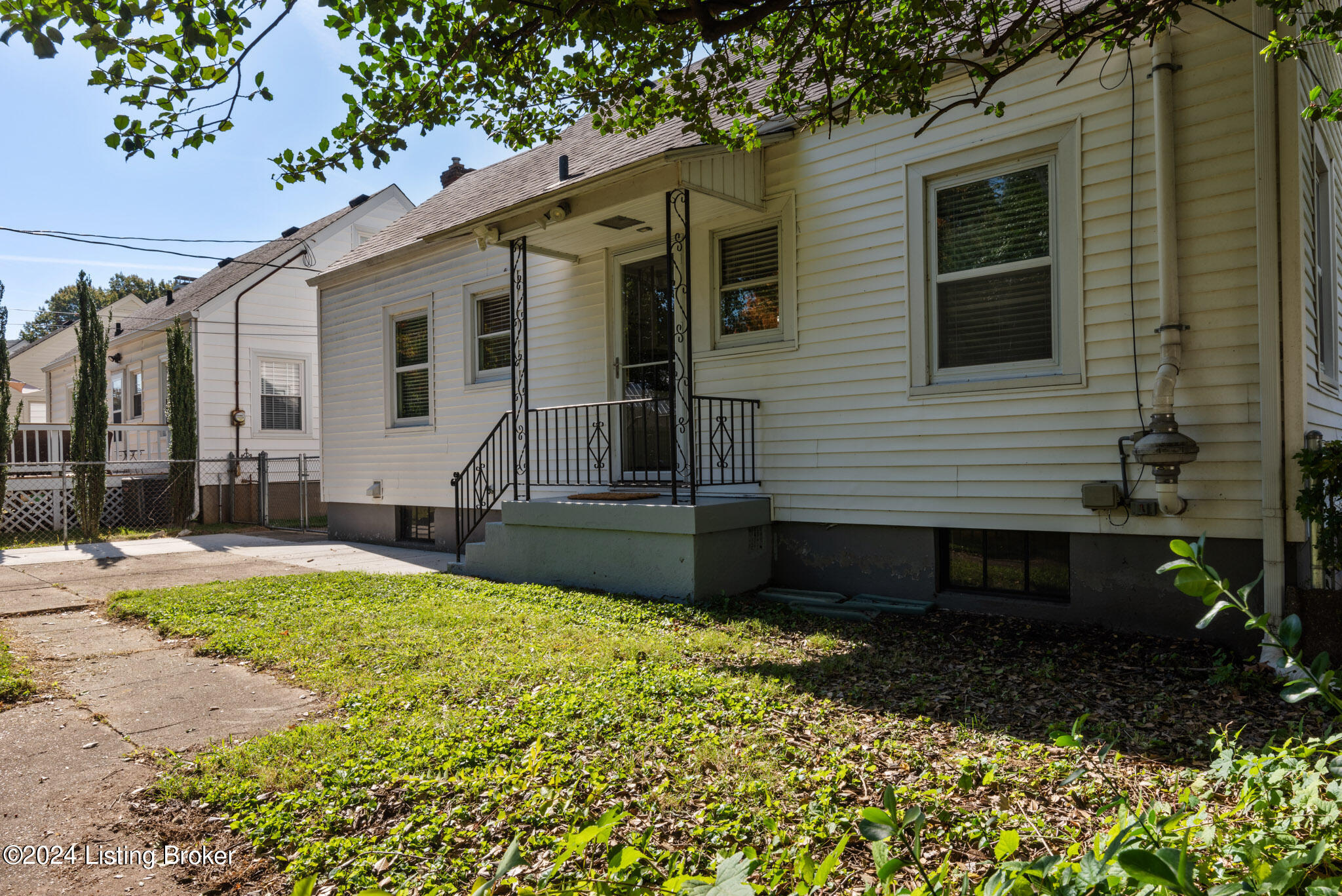 3203 Eagle Pass