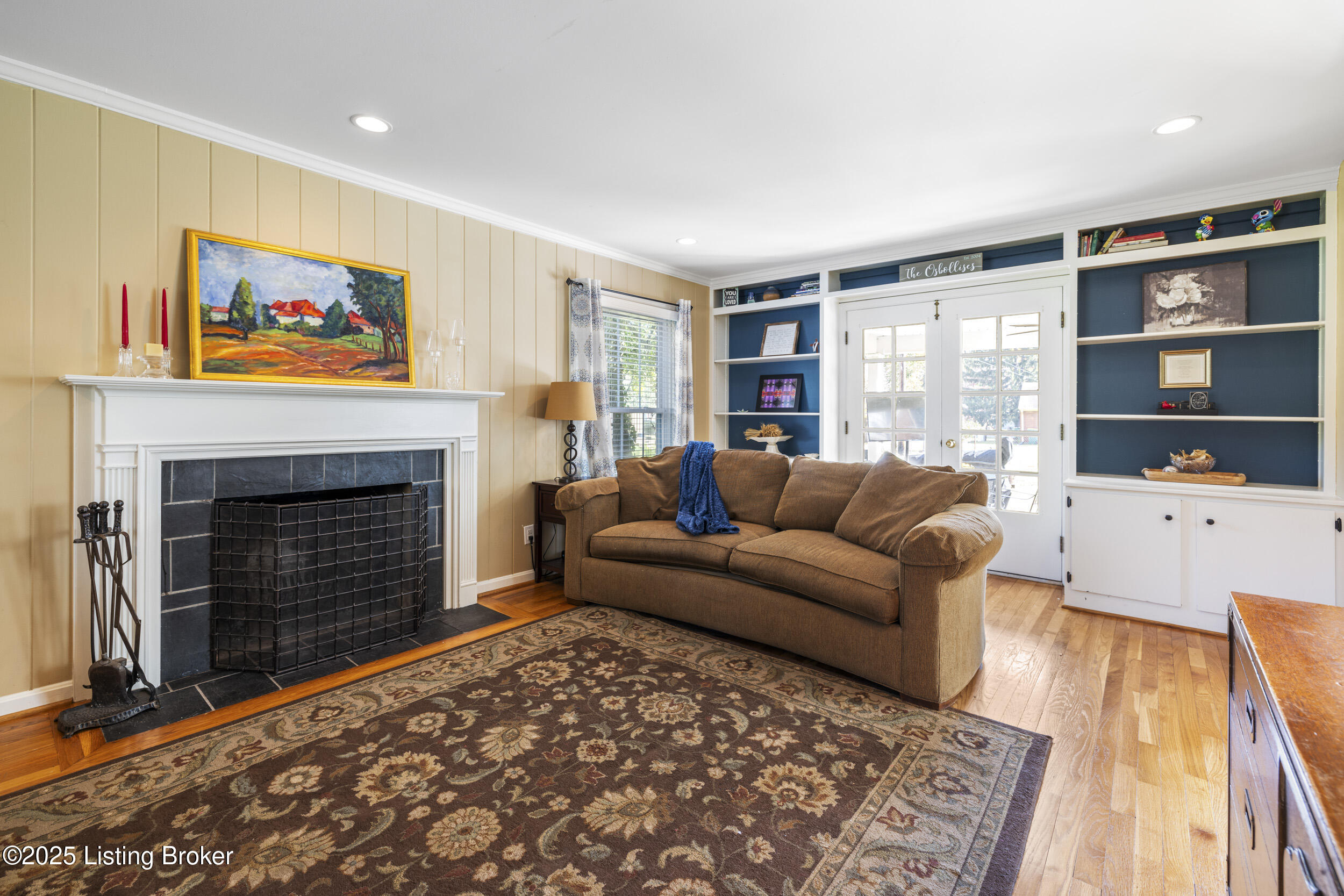 6708 Greenlawn Rd