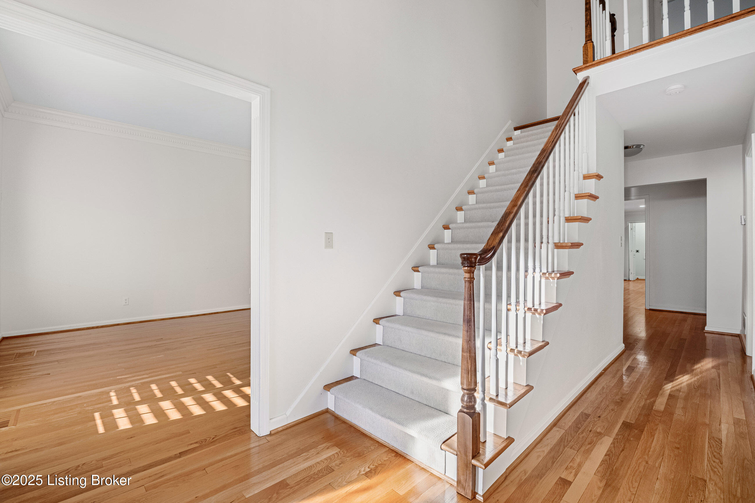 5805 Creighton Hill Rd