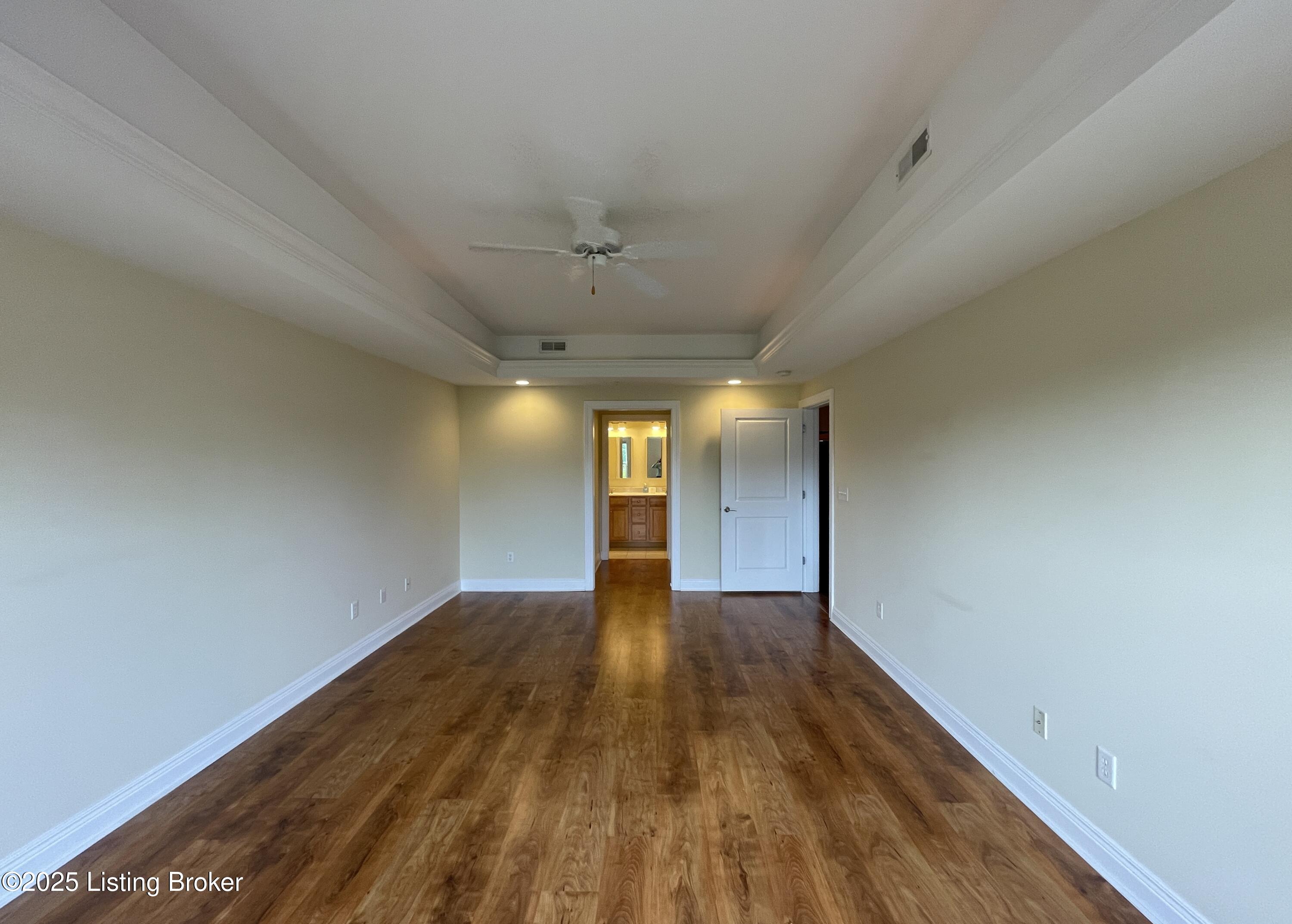 2411 Brownsboro Rd, 403