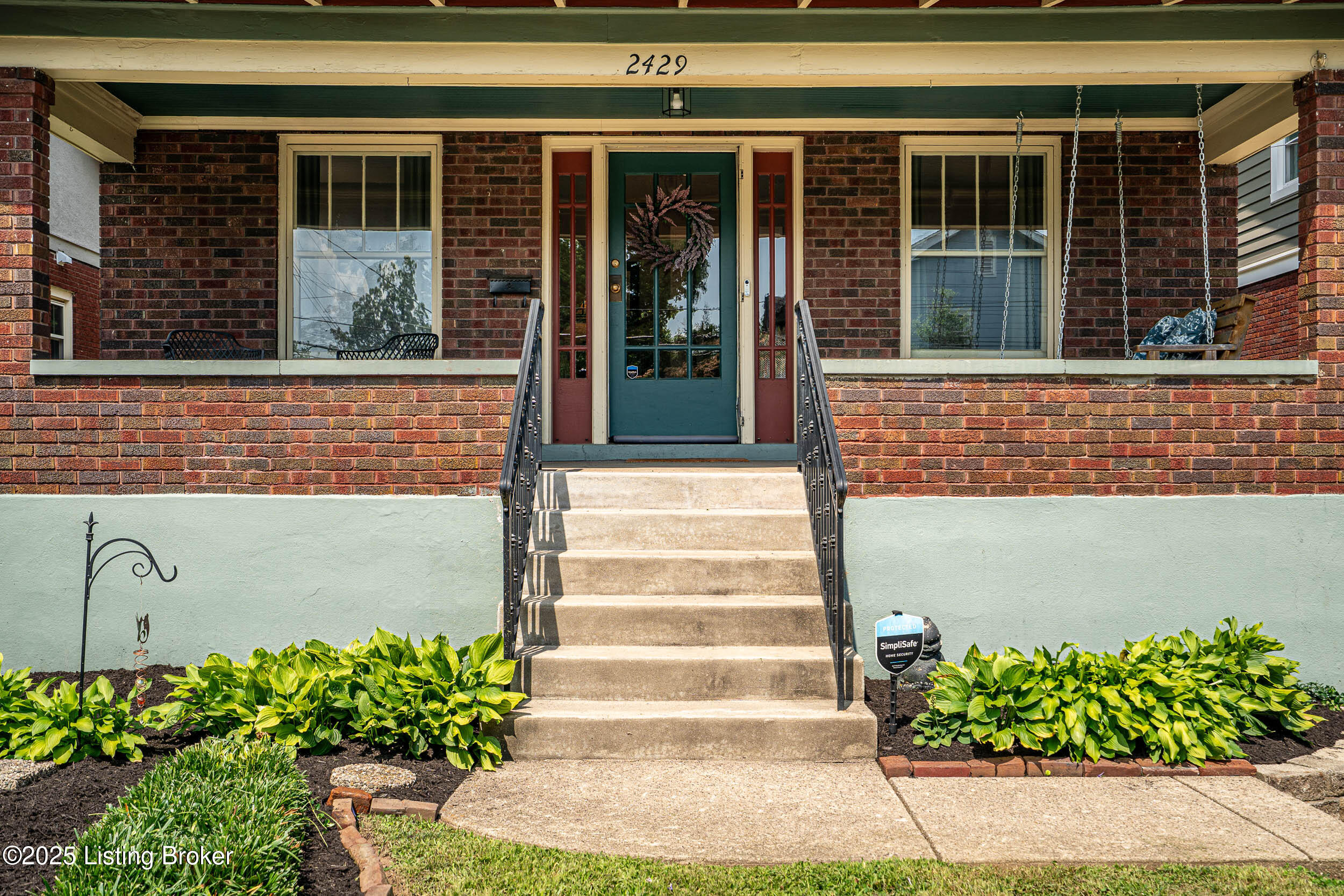 2429 Wallace Ave