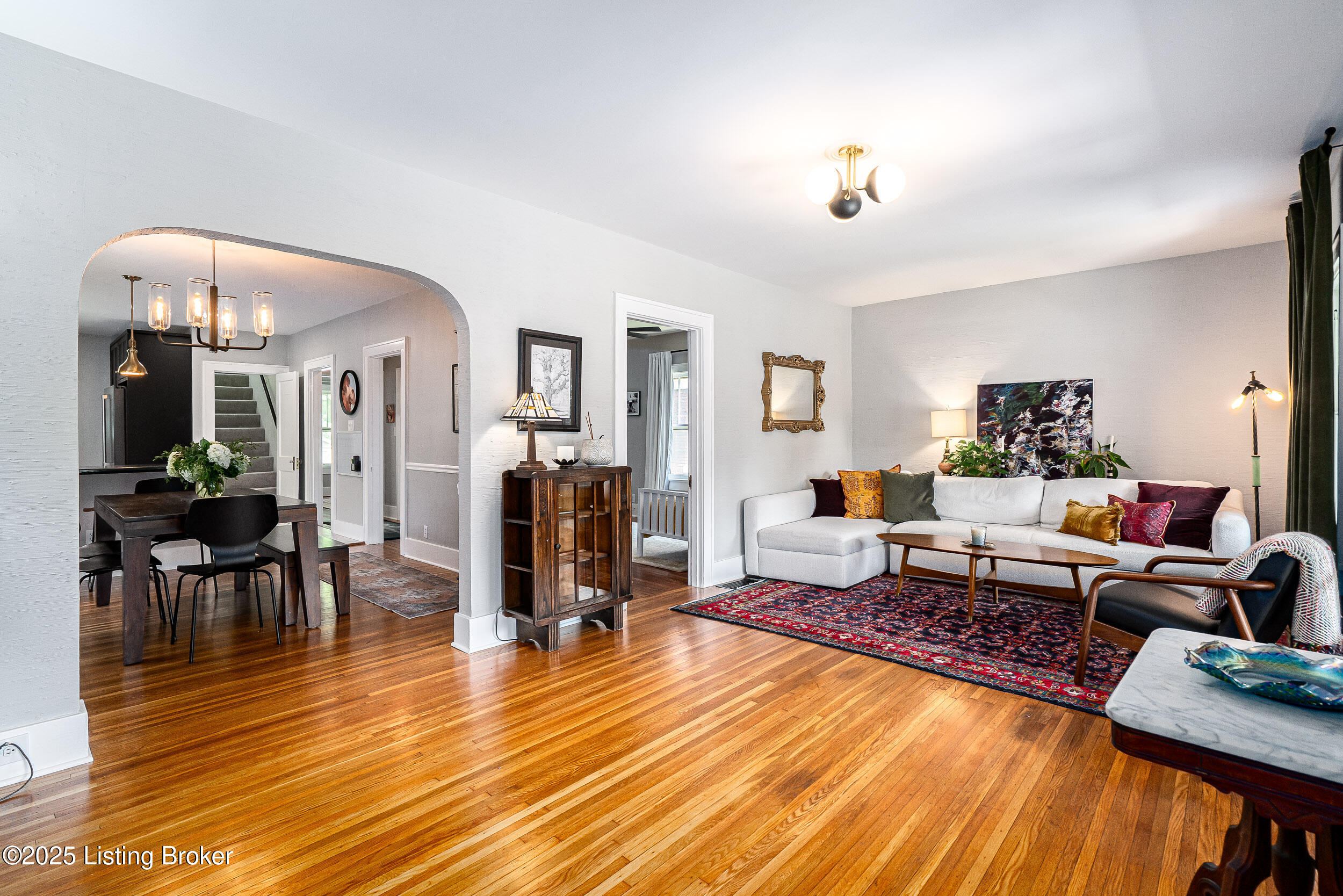 2429 Wallace Ave