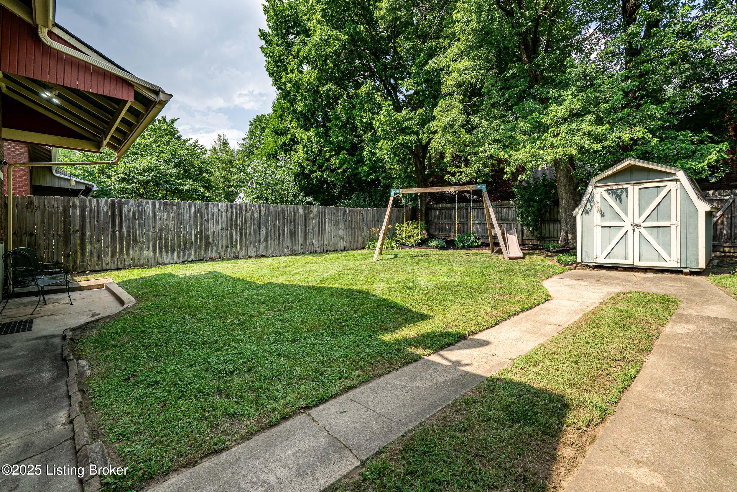 2429 Wallace Ave
