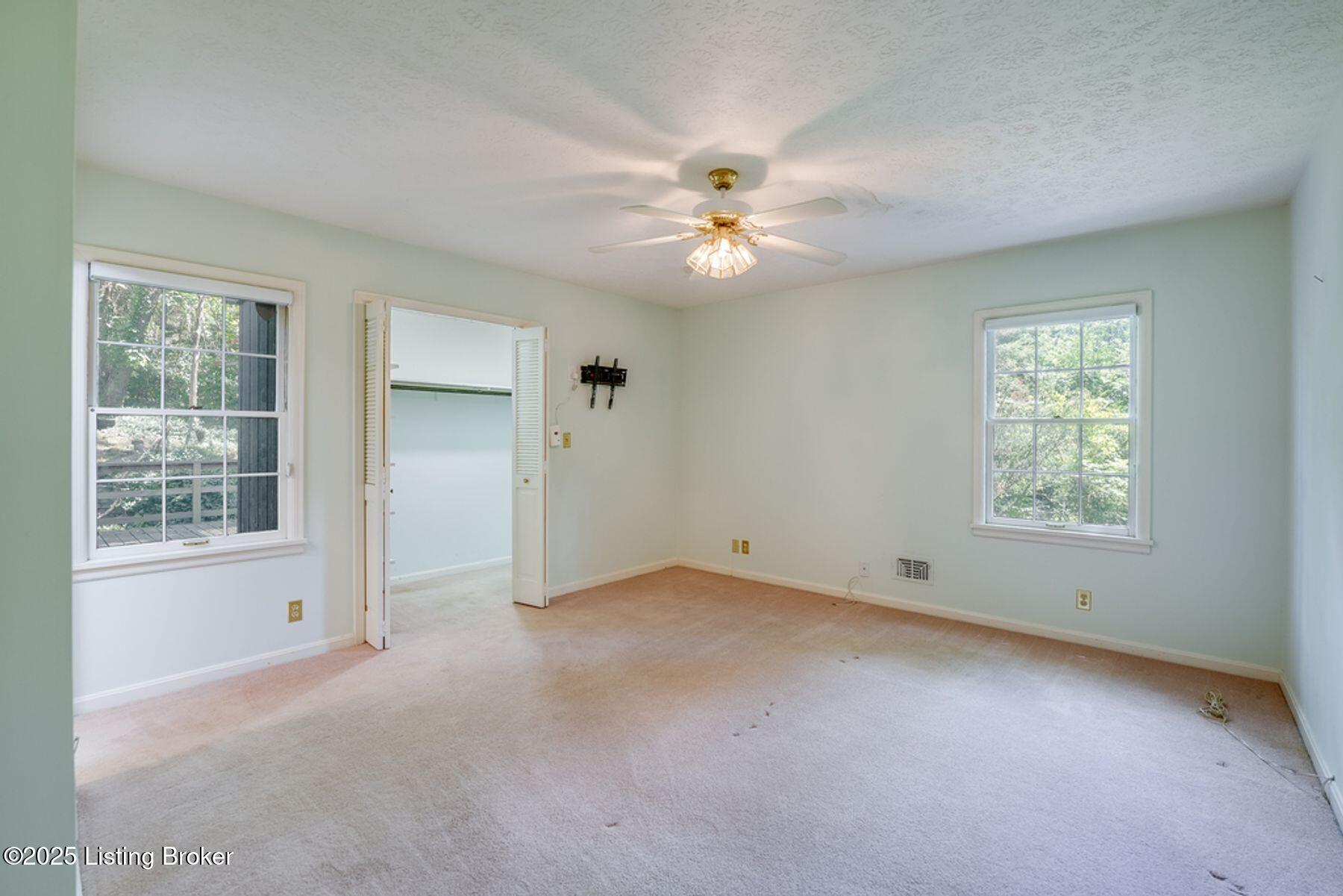4100 Elmwood Ave