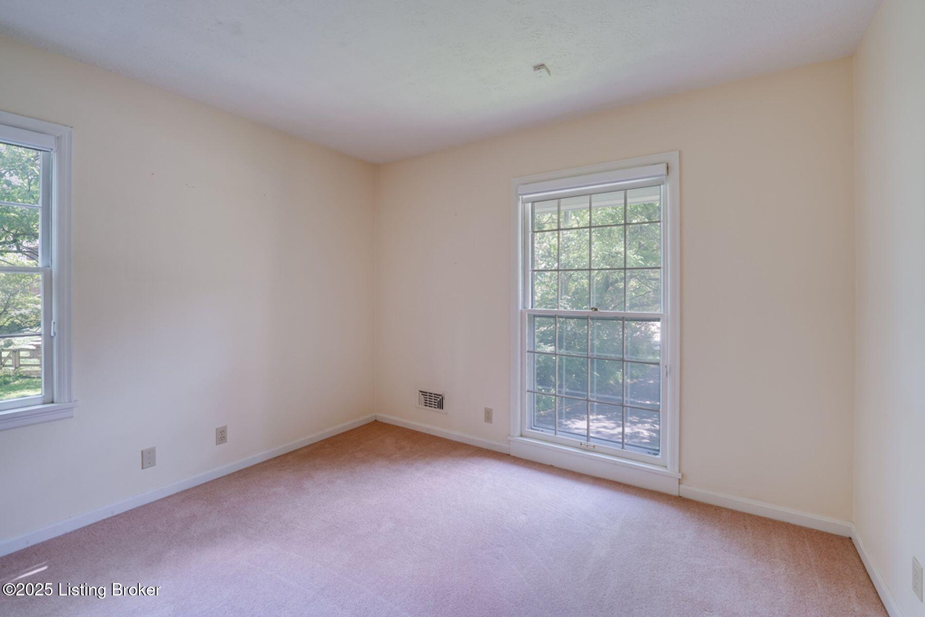 4100 Elmwood Ave