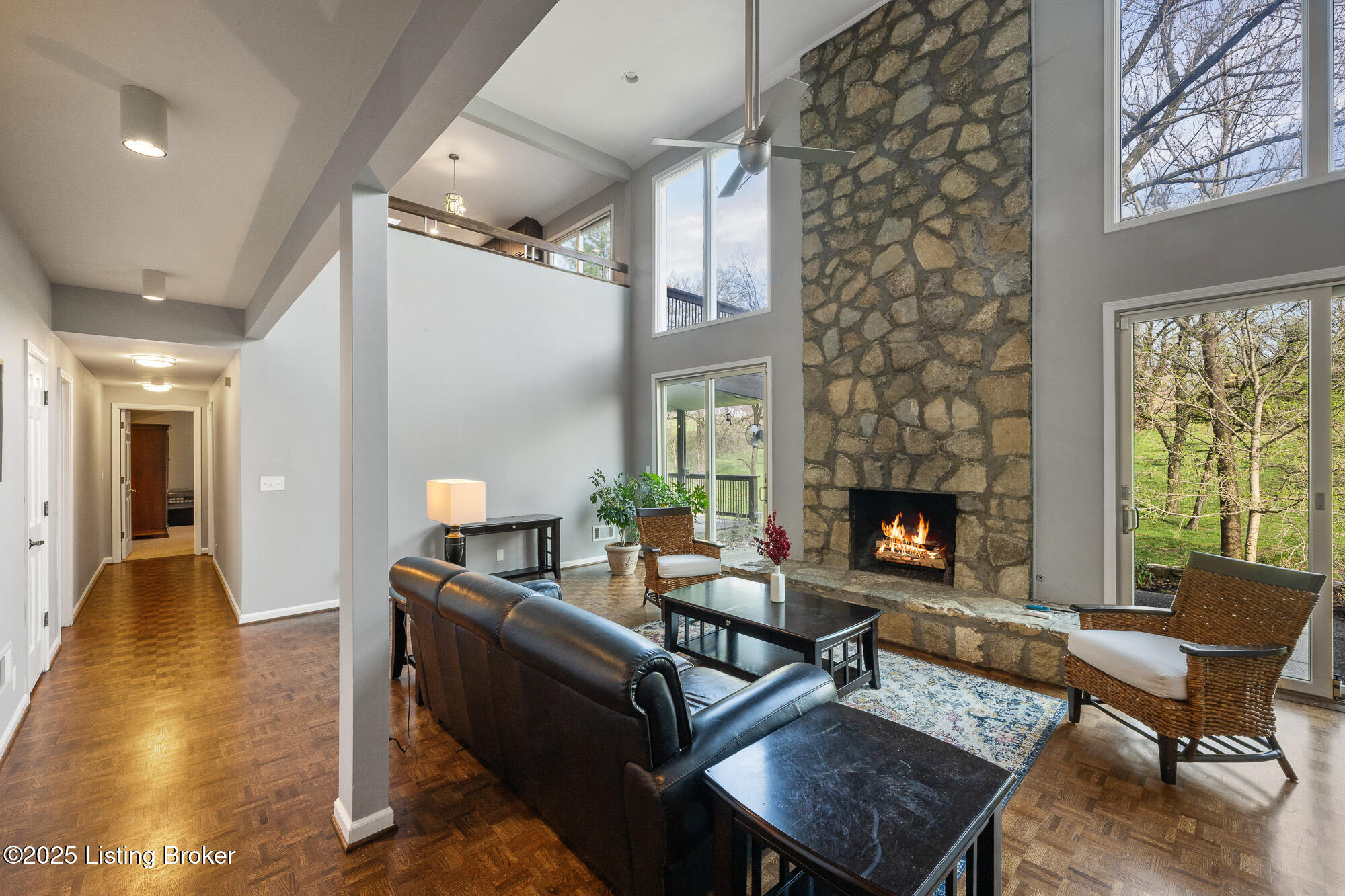 1140 Rostrevor Cir