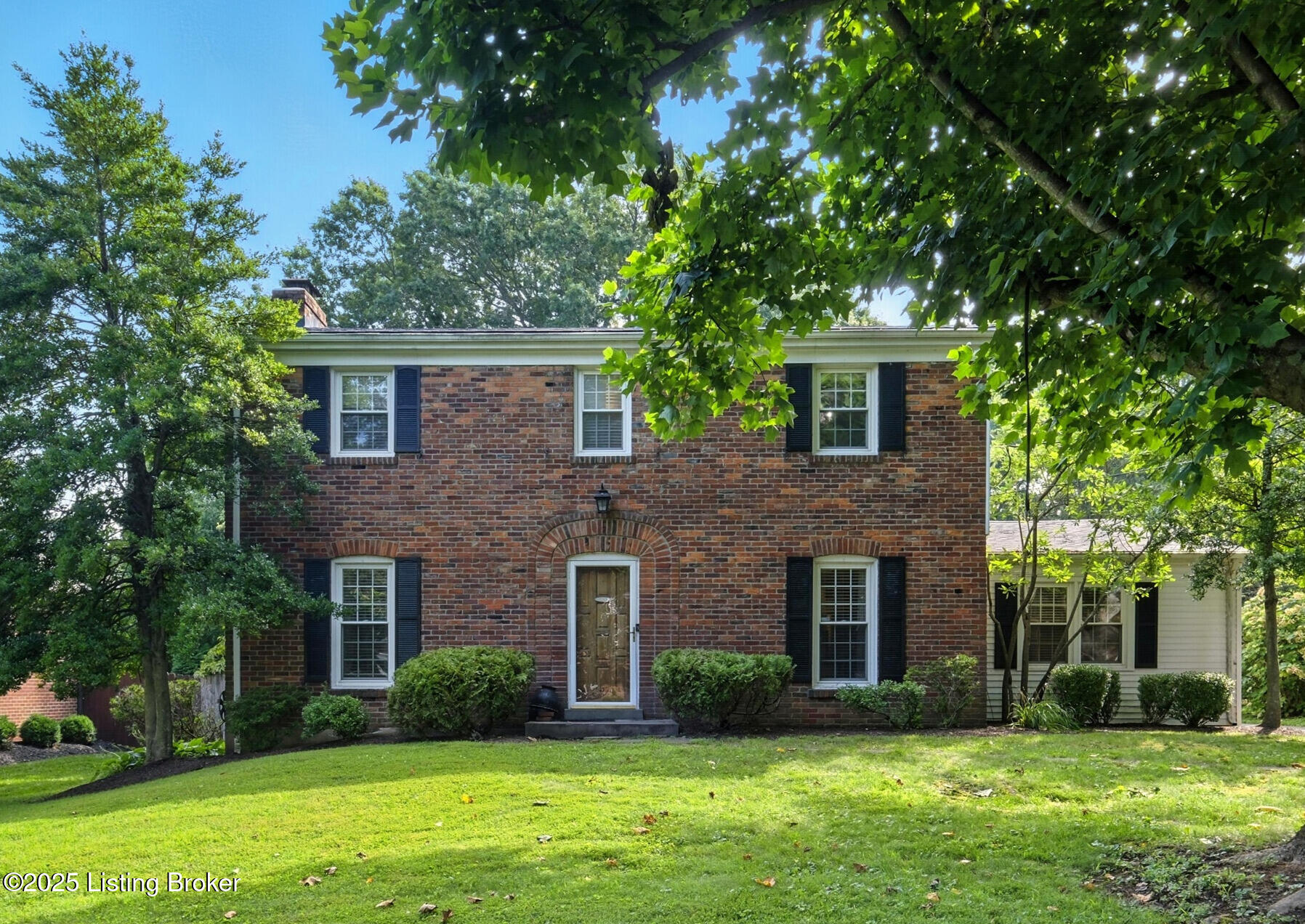 3307 Pineneedle Ln