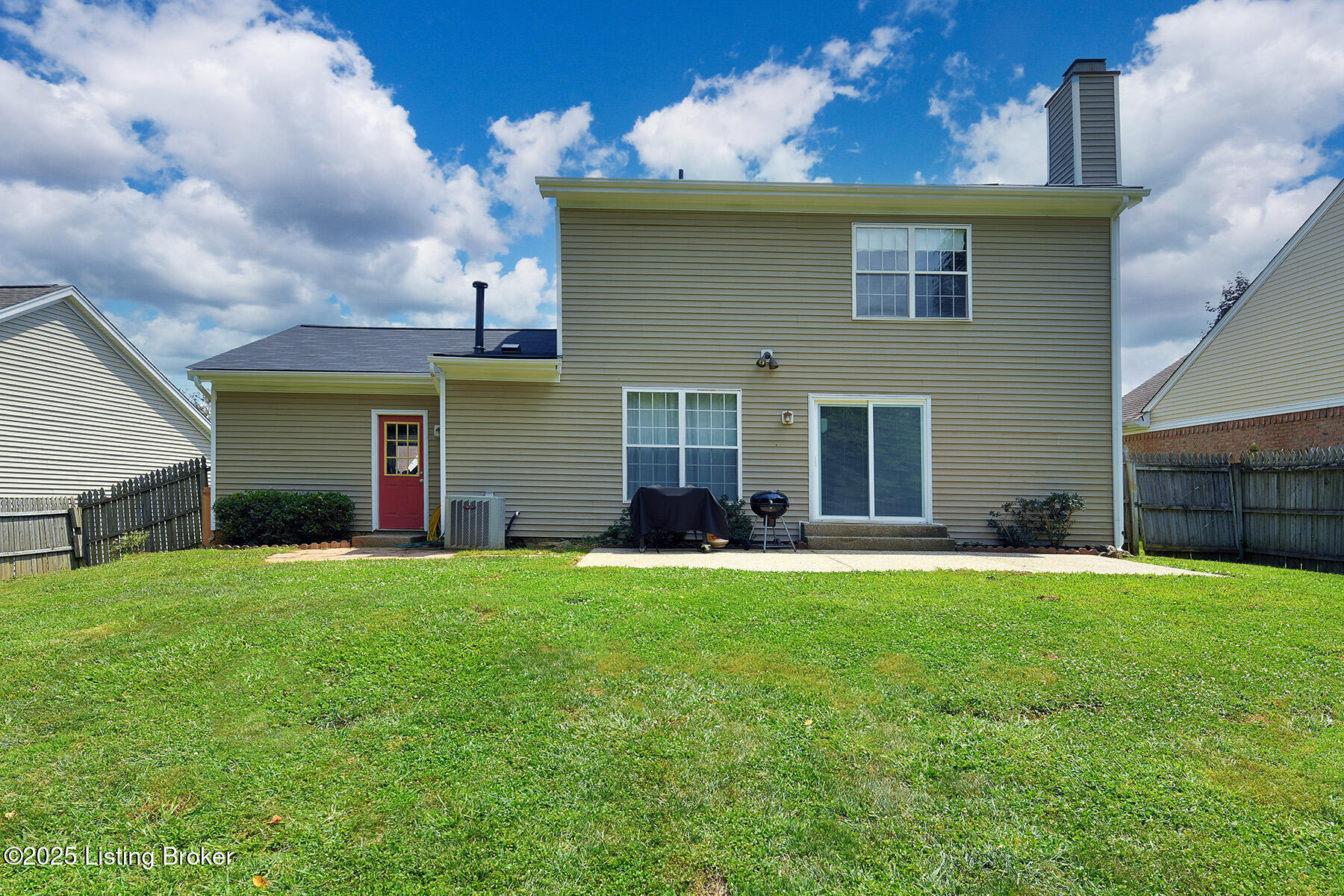 4725 Oak Pointe Dr