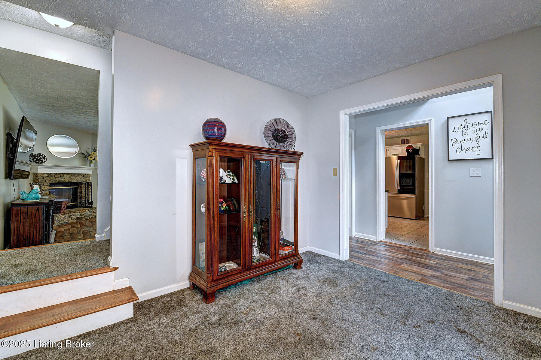 4725 Oak Pointe Dr