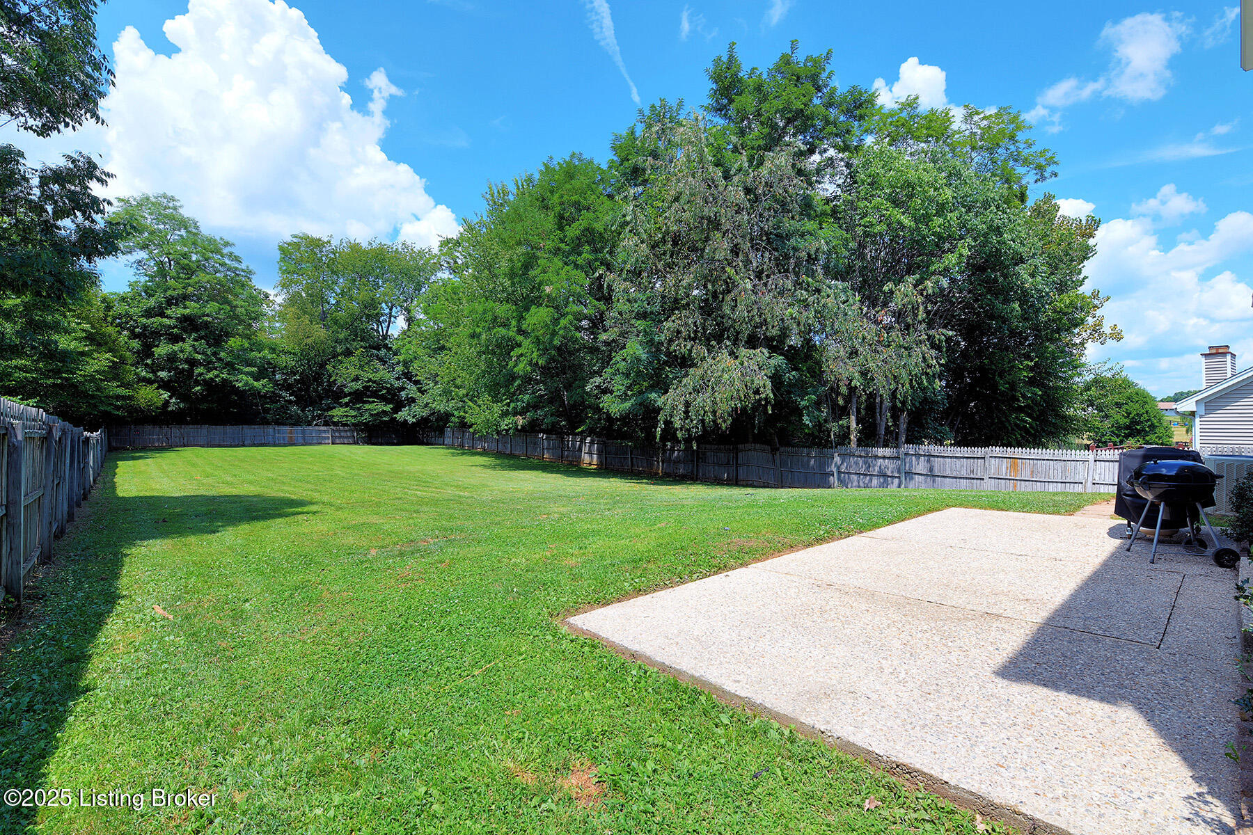 4725 Oak Pointe Dr