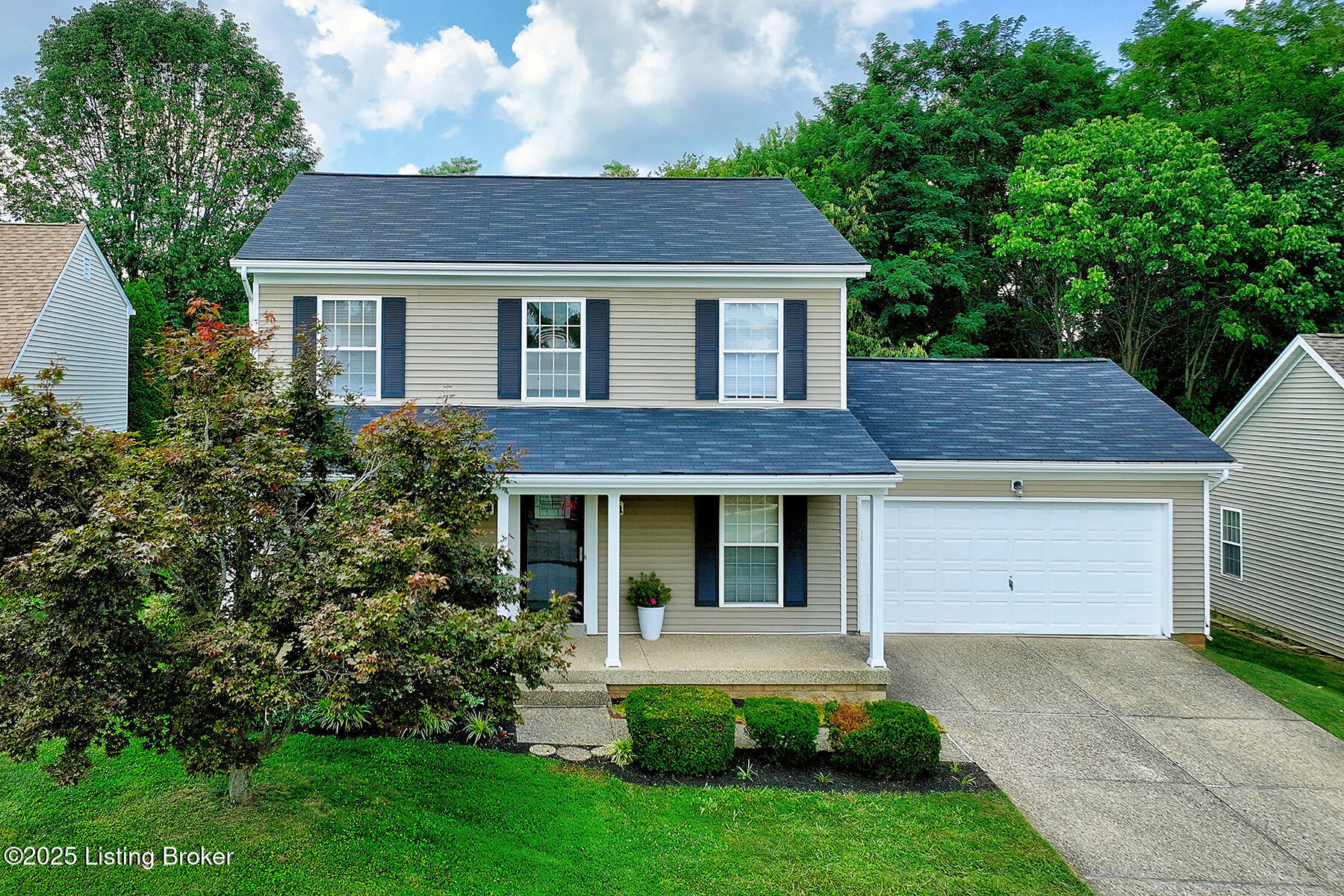 4725 Oak Pointe Dr