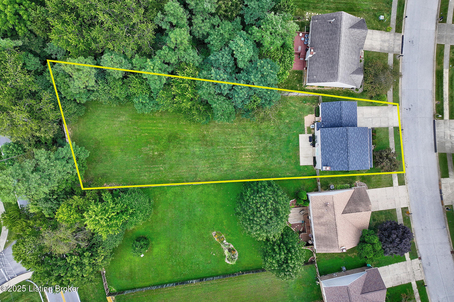 4725 Oak Pointe Dr