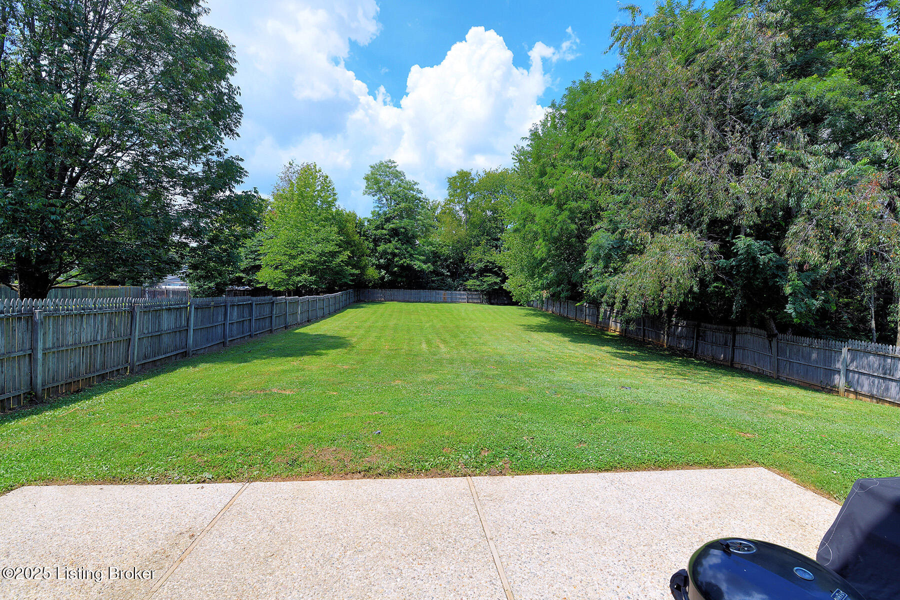 4725 Oak Pointe Dr