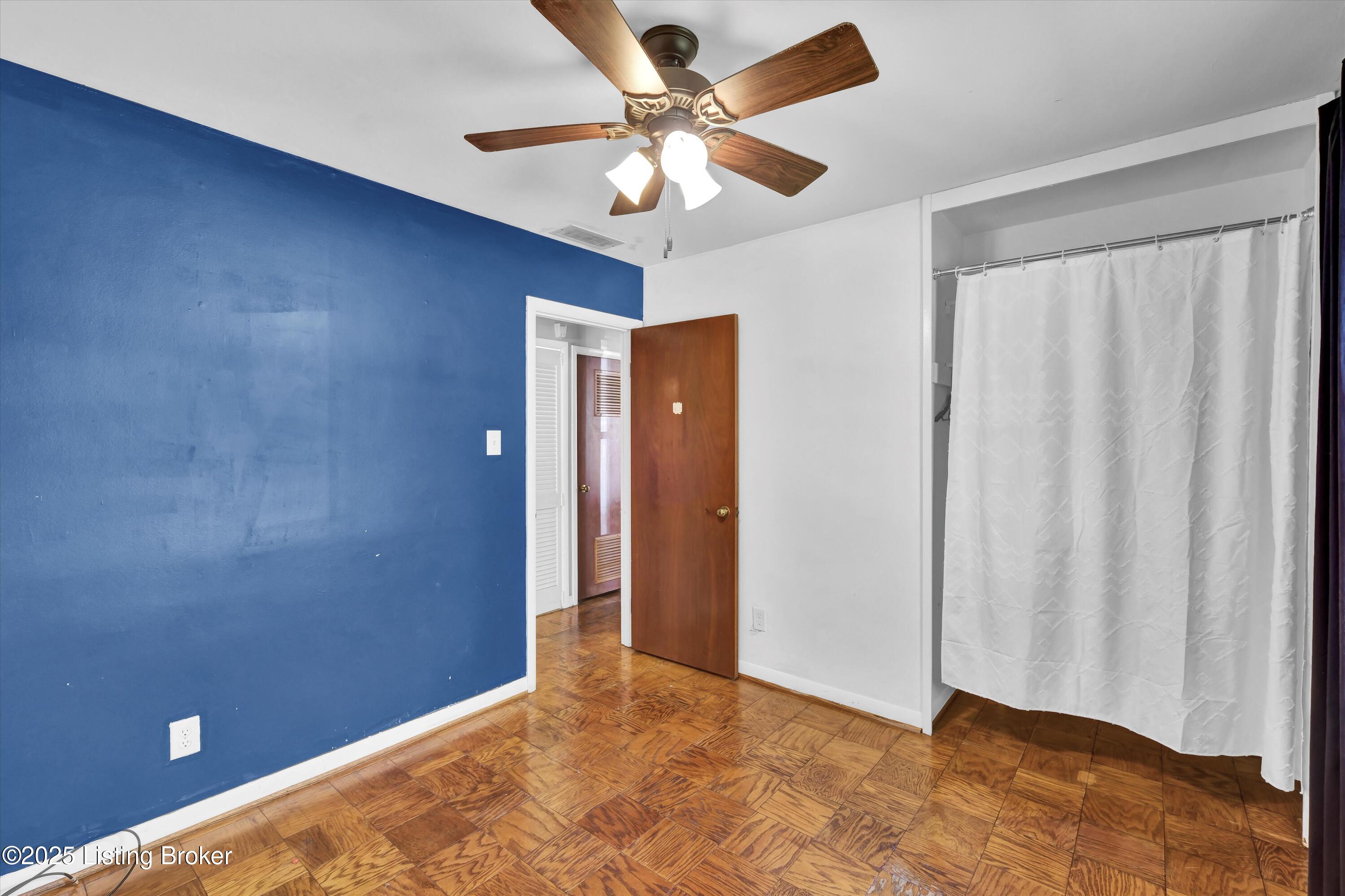 3008 Boaires Ln