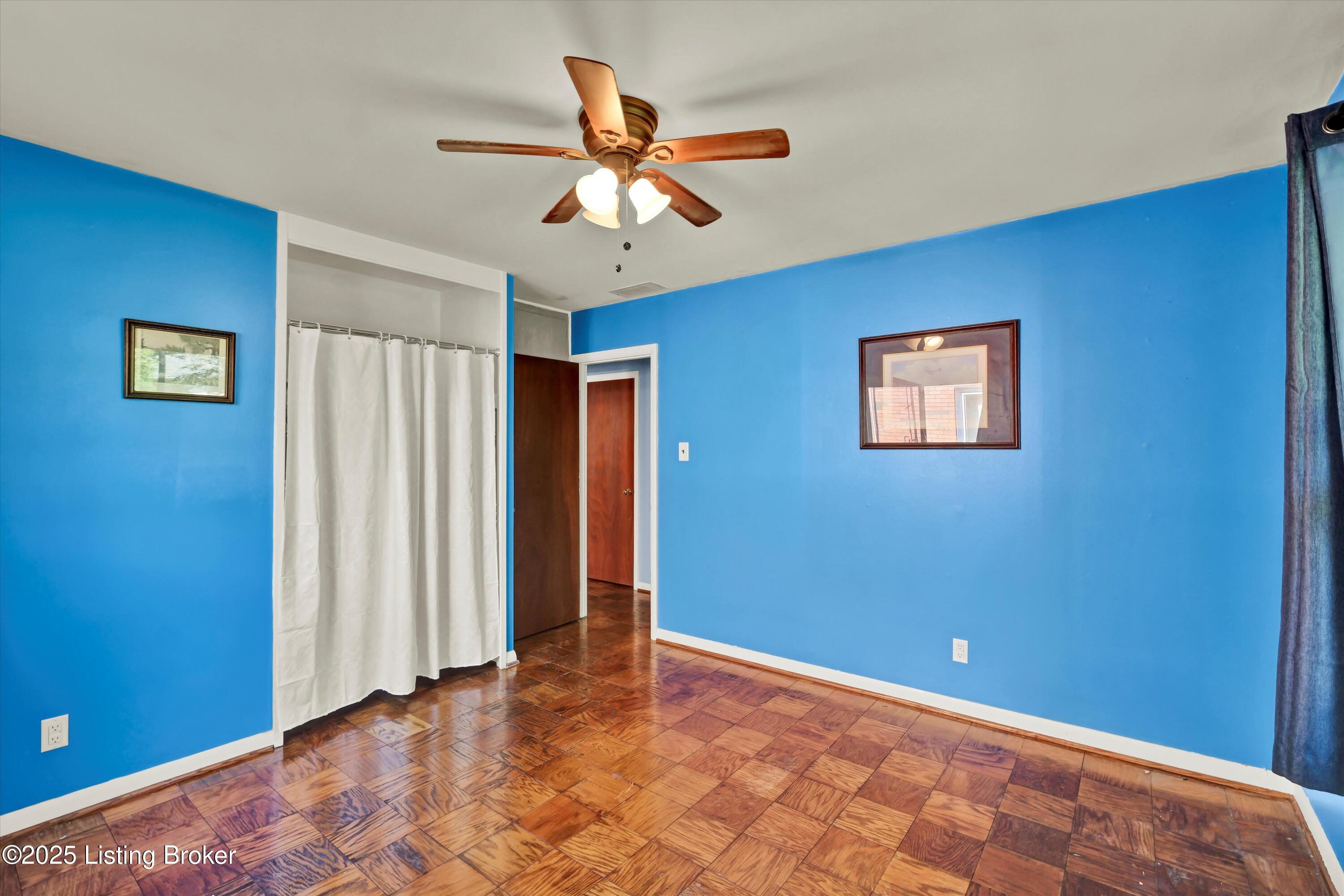 3008 Boaires Ln