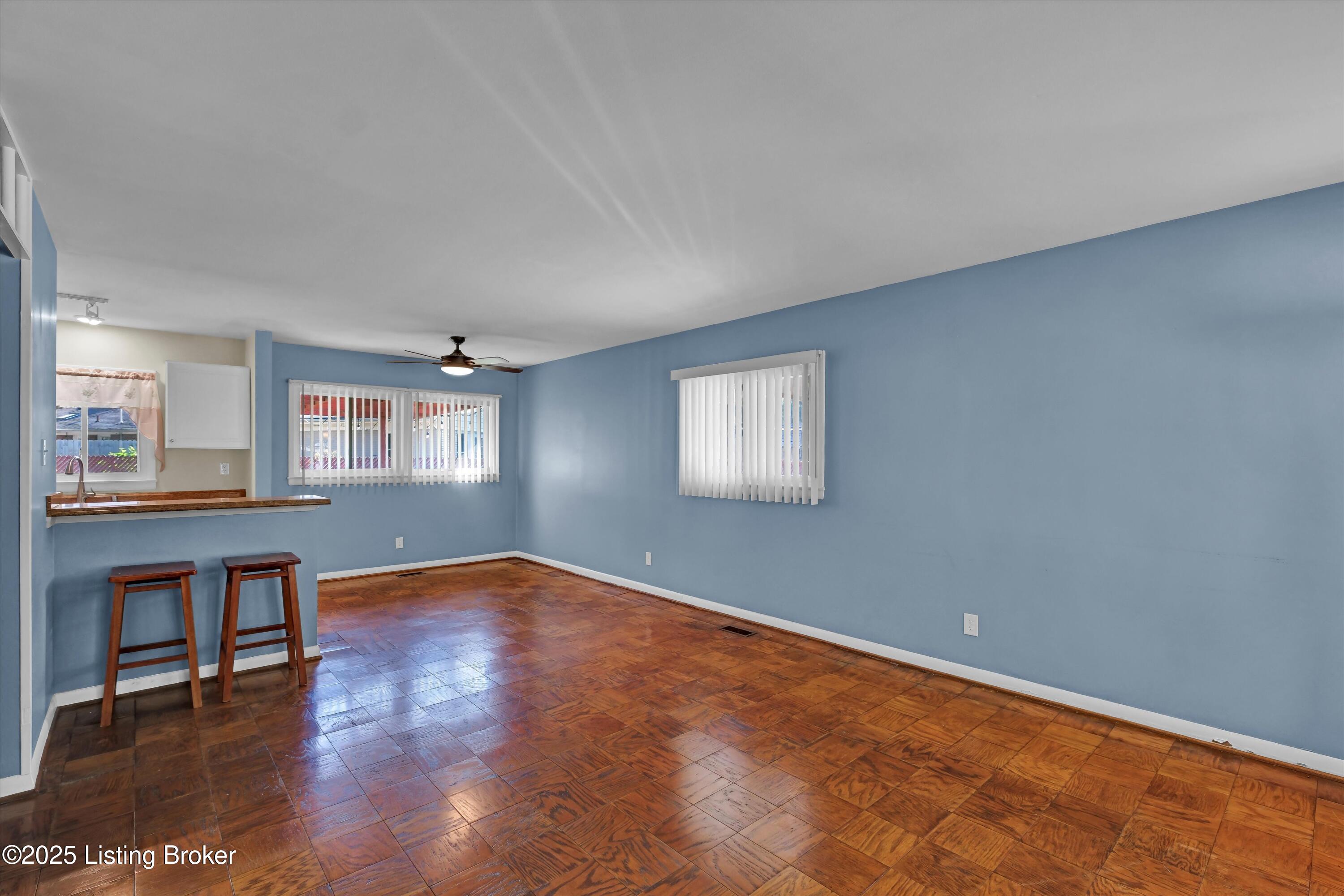 3008 Boaires Ln