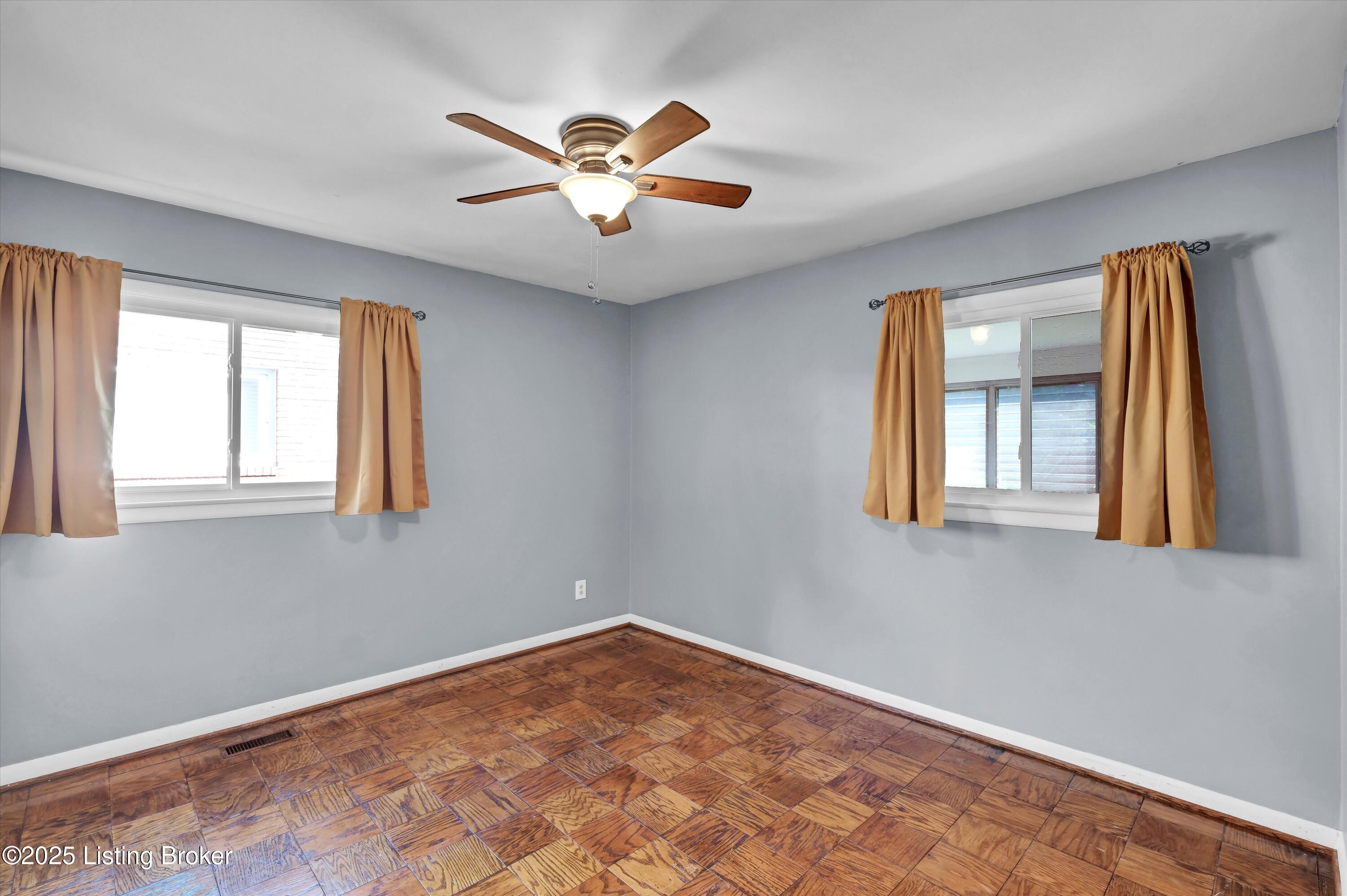 3008 Boaires Ln