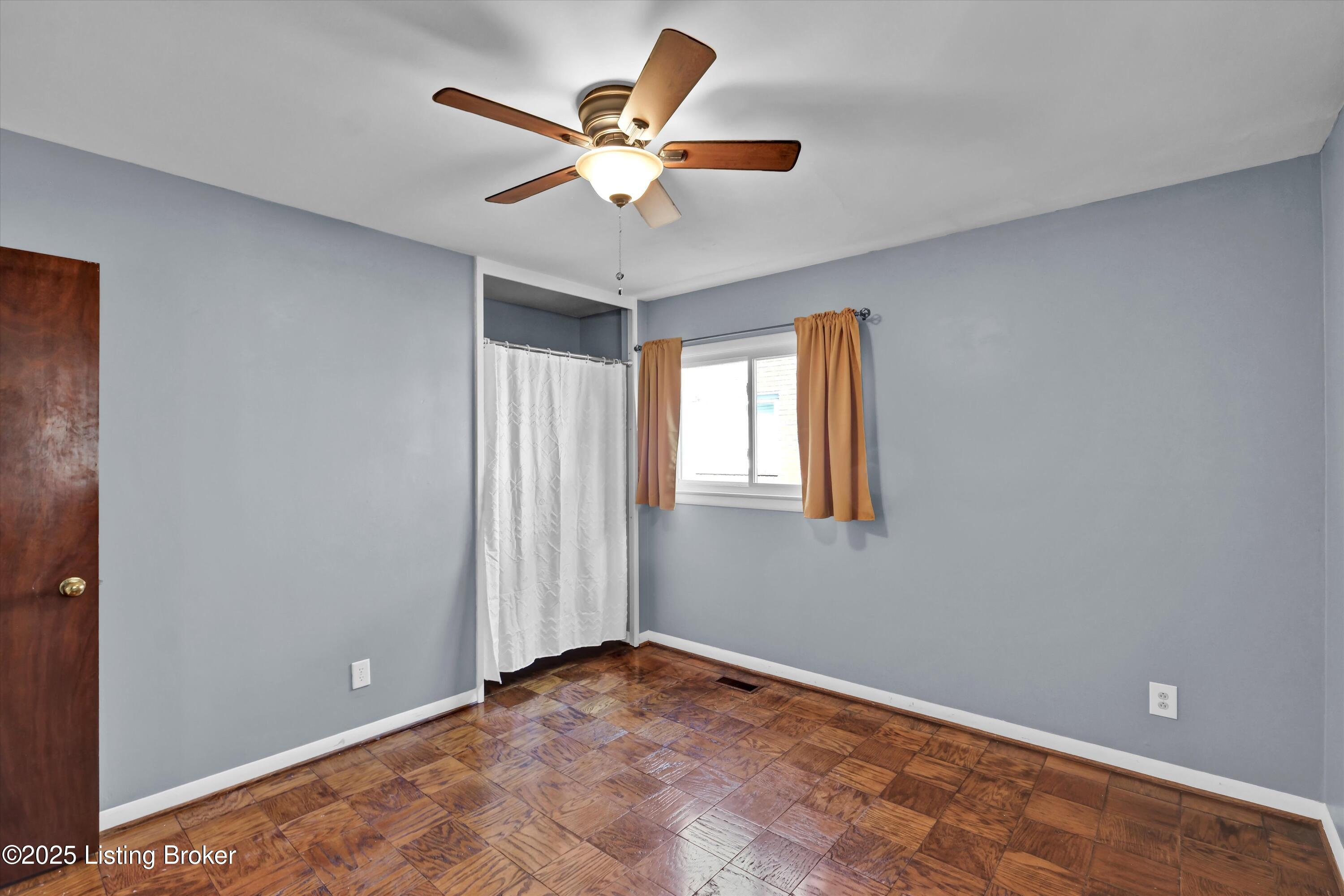 3008 Boaires Ln