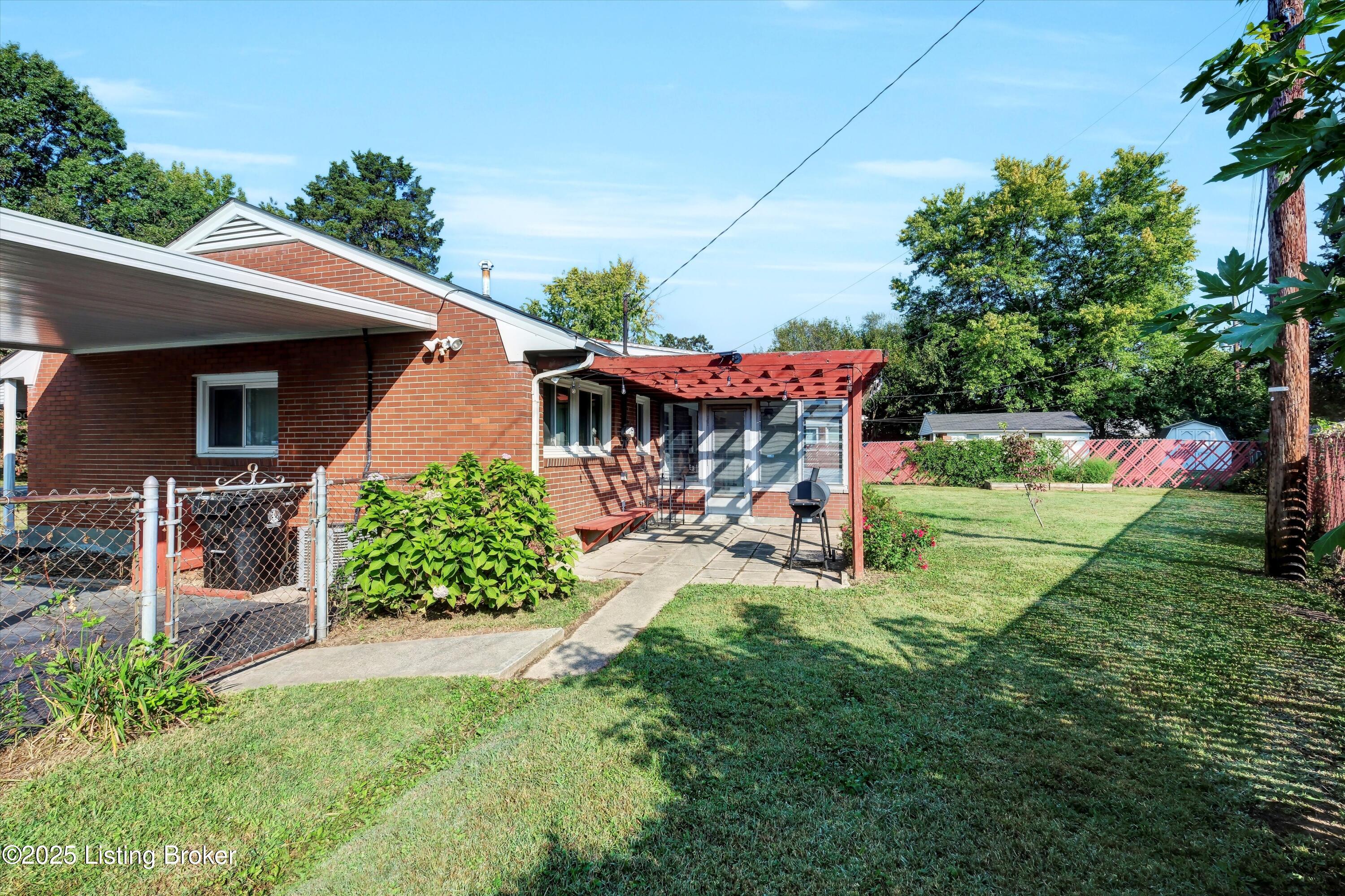 3008 Boaires Ln