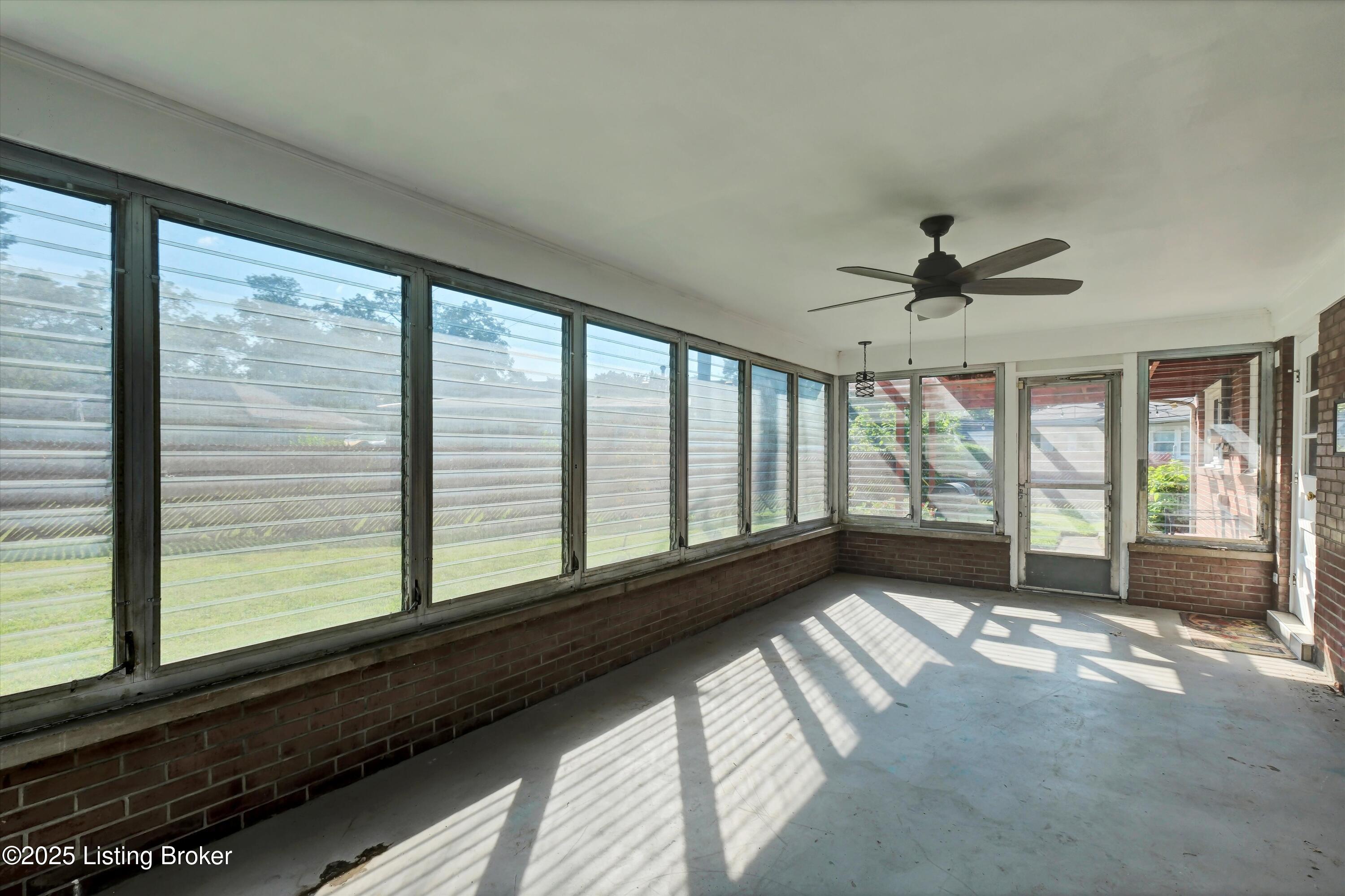 3008 Boaires Ln