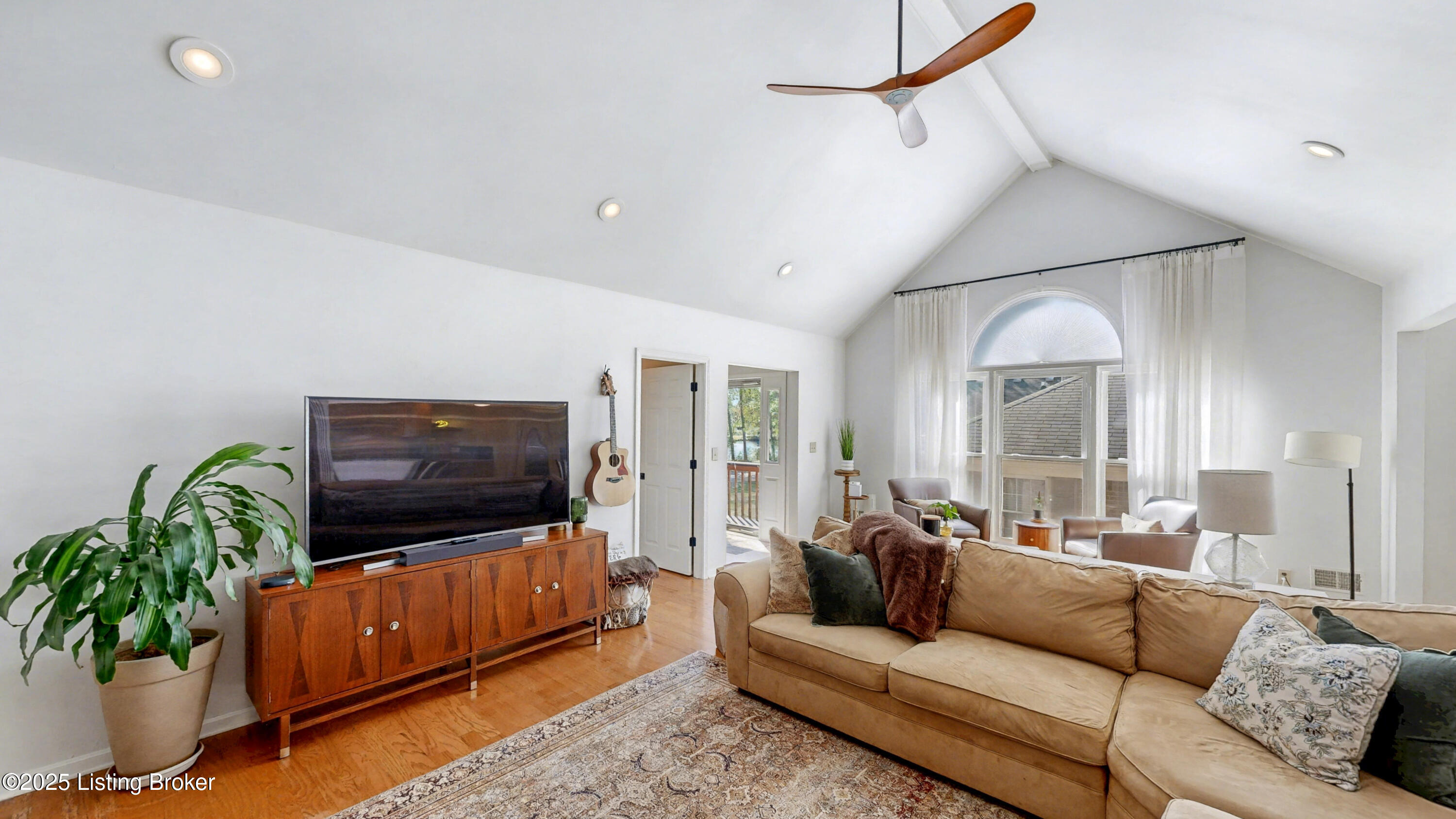 10307 Amberwell Park Rd