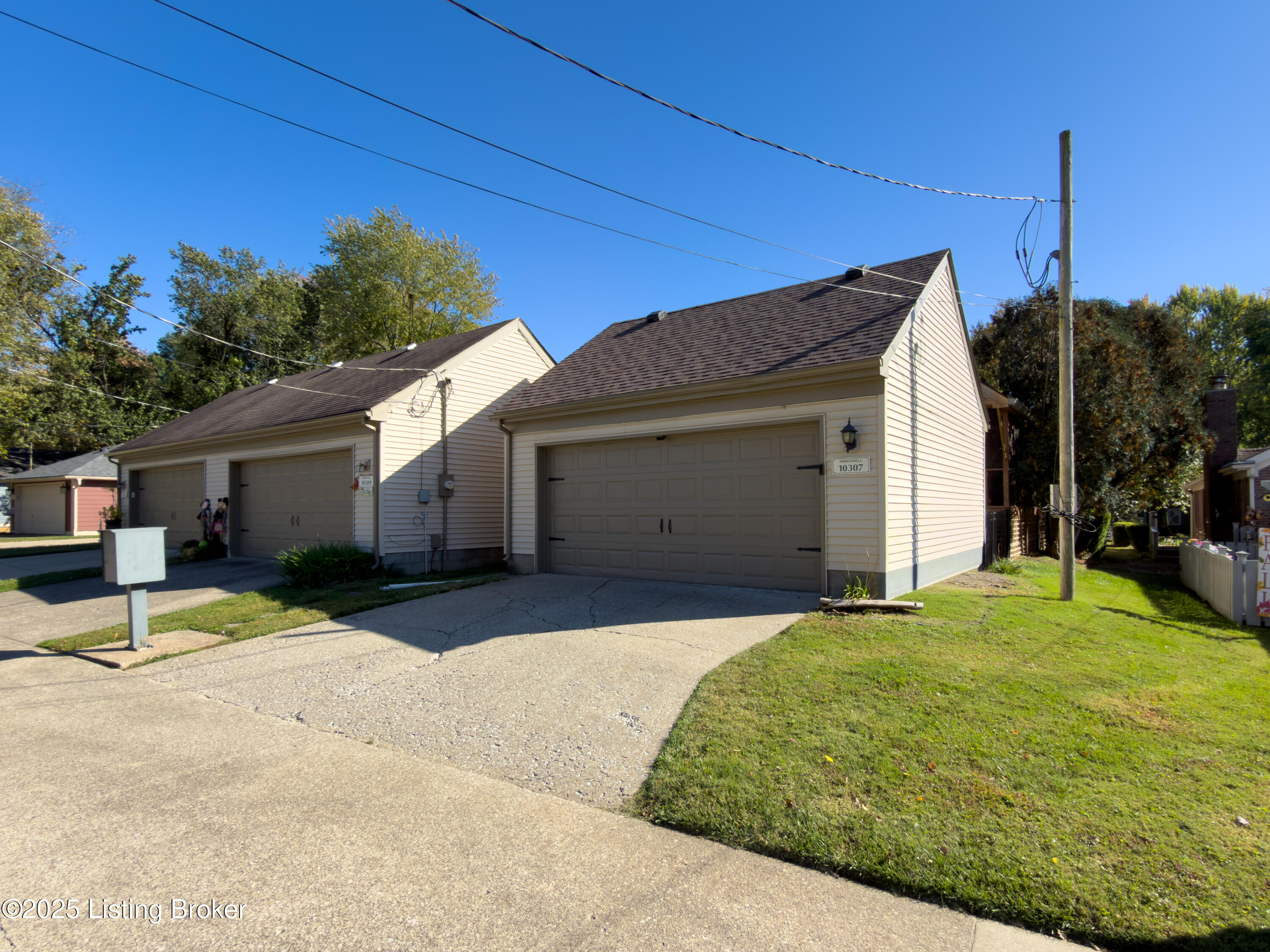 10307 Amberwell Park Rd