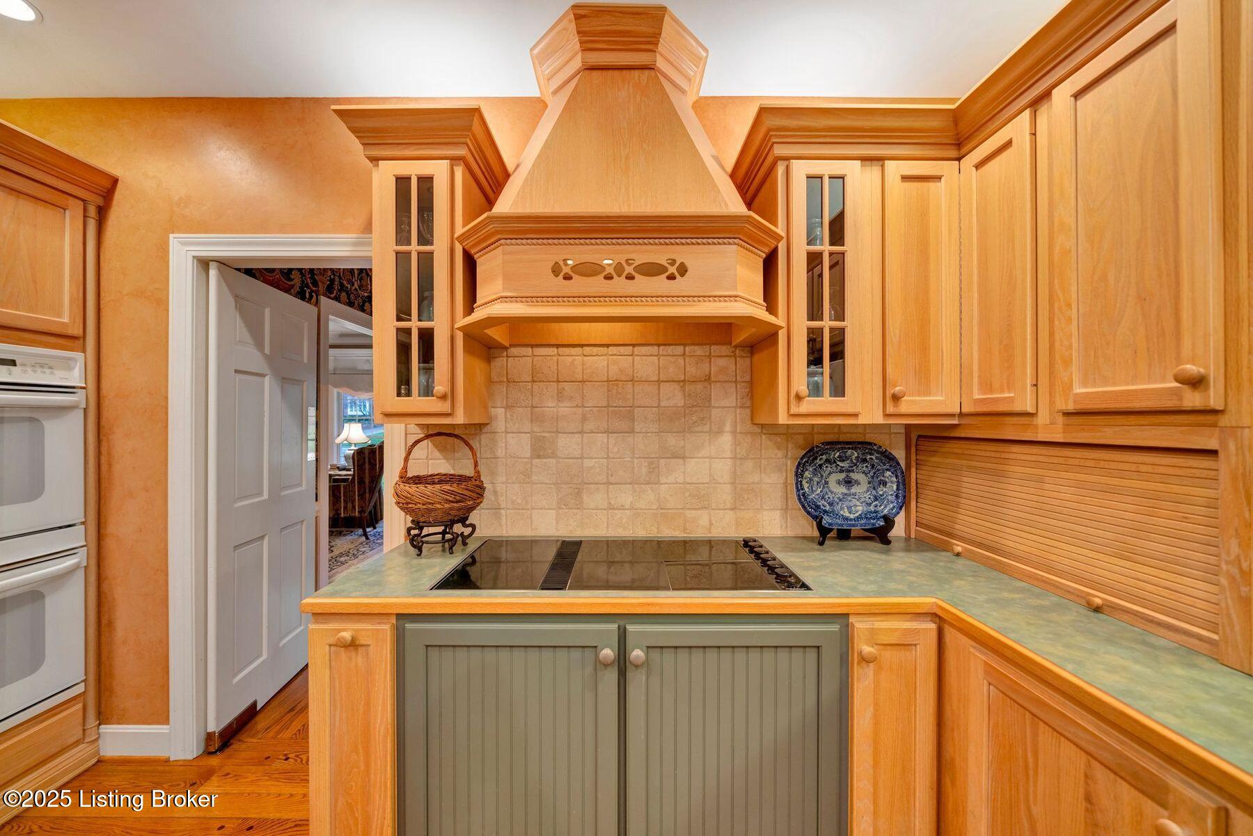 1101 Oxmoor Woods Pkwy