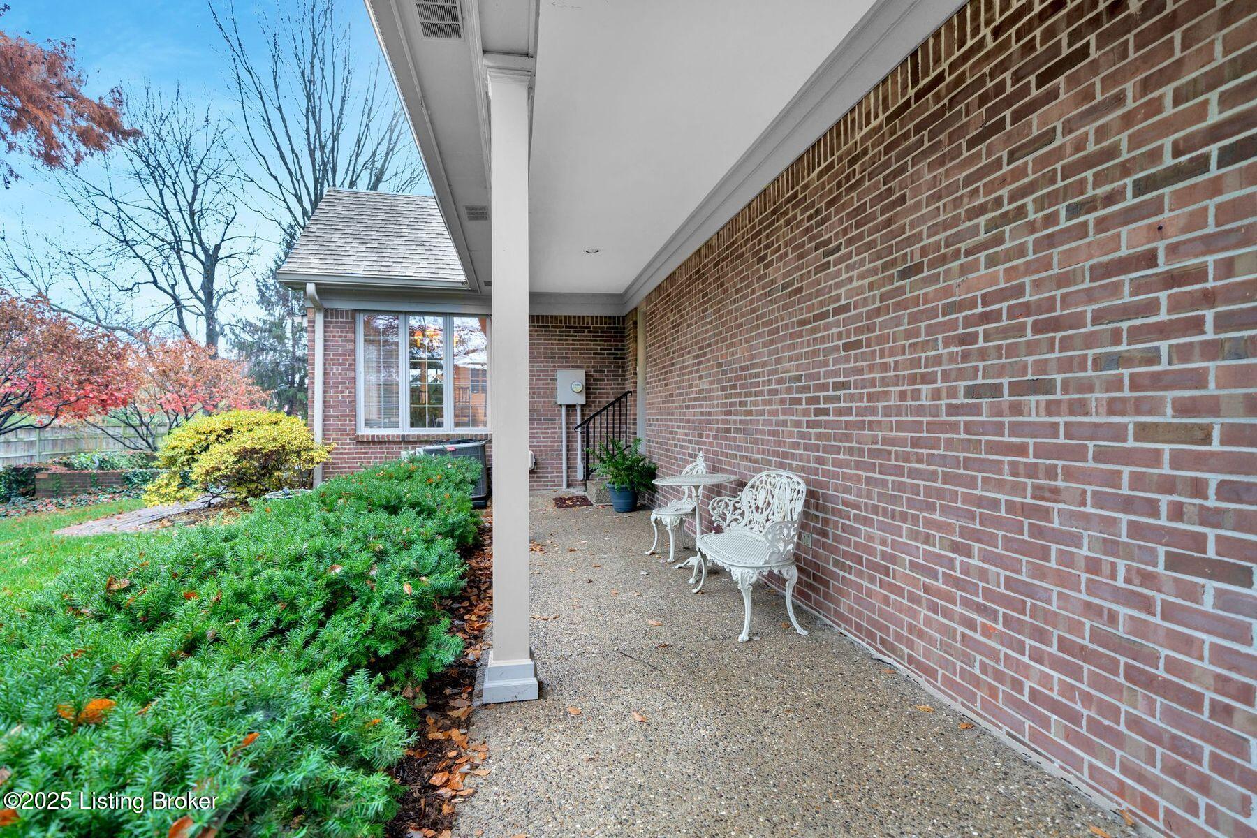 1101 Oxmoor Woods Pkwy