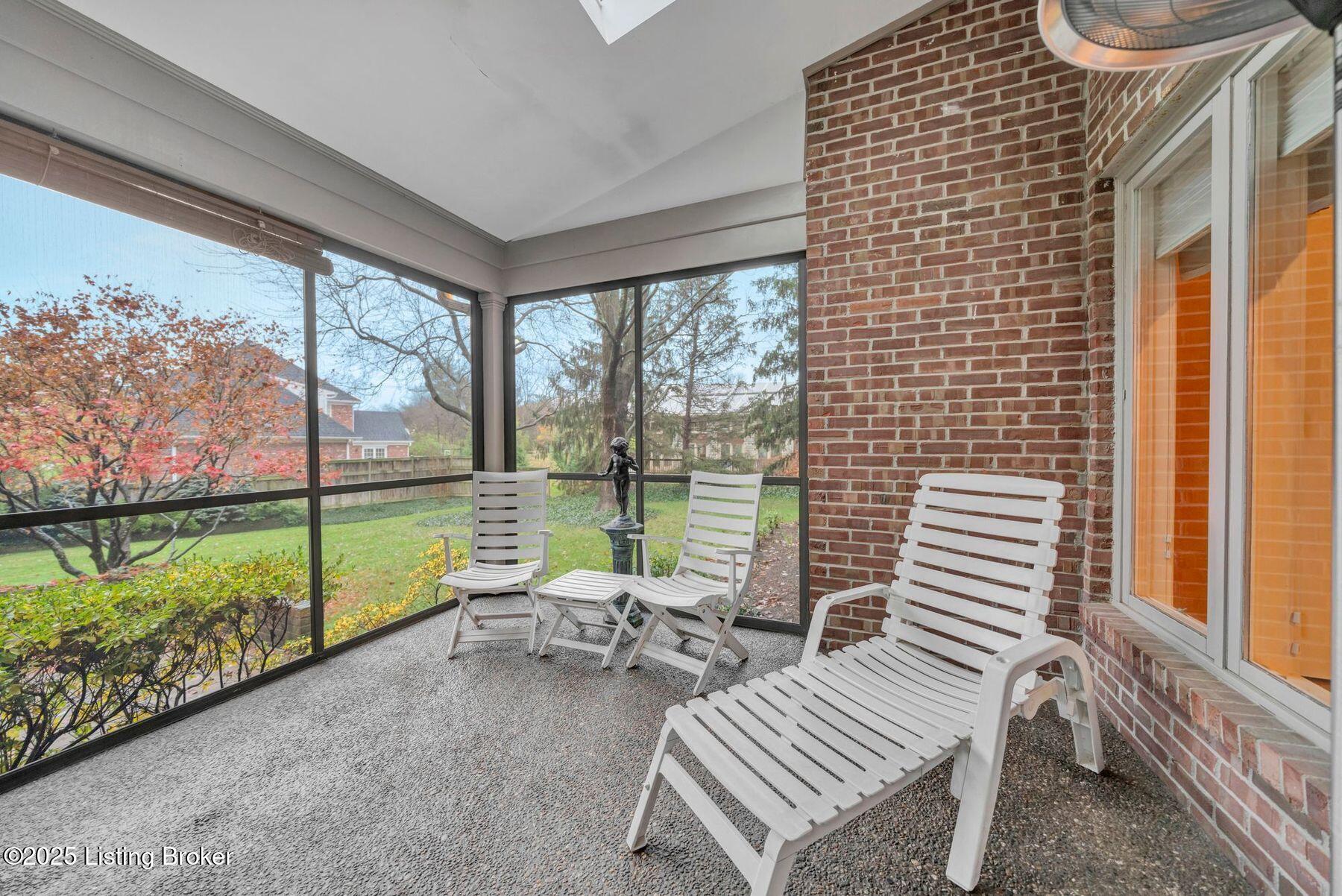 1101 Oxmoor Woods Pkwy