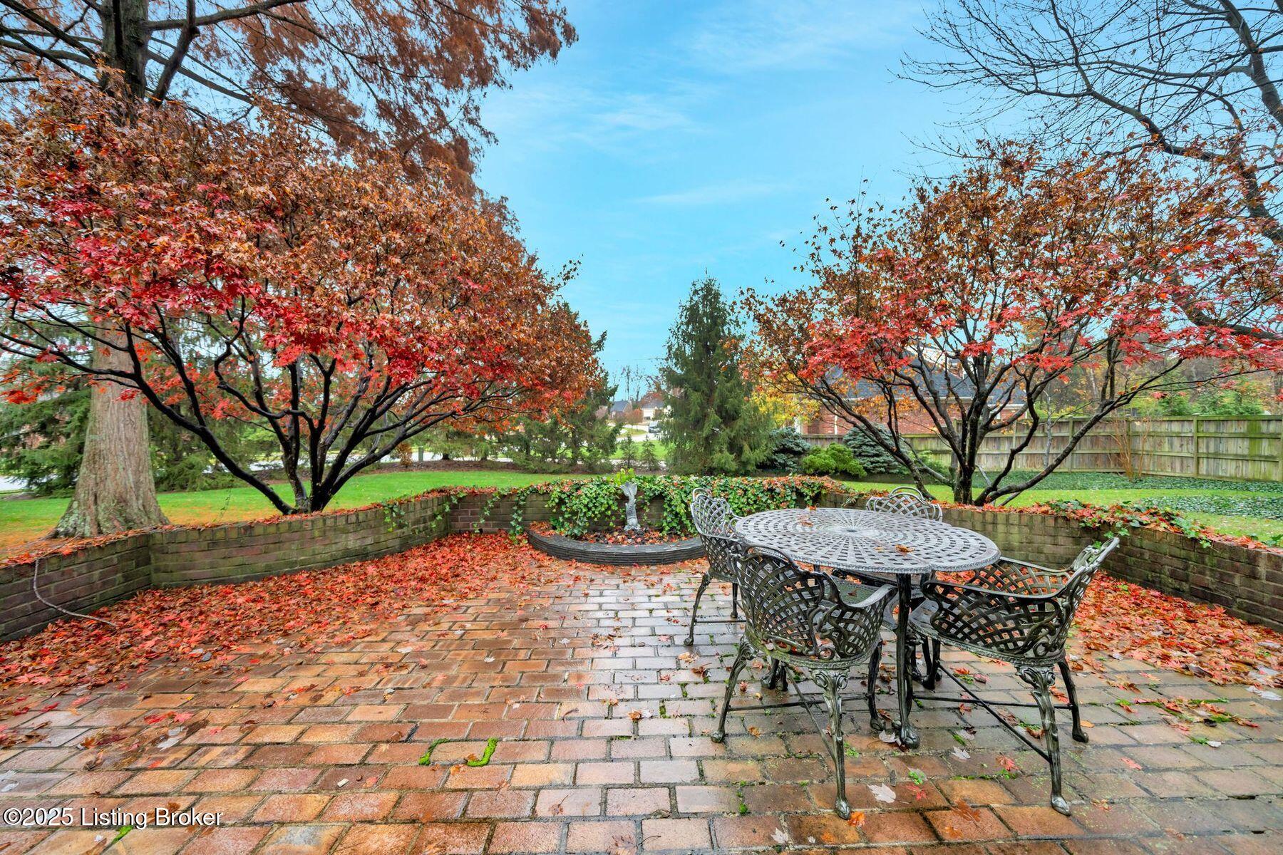 1101 Oxmoor Woods Pkwy