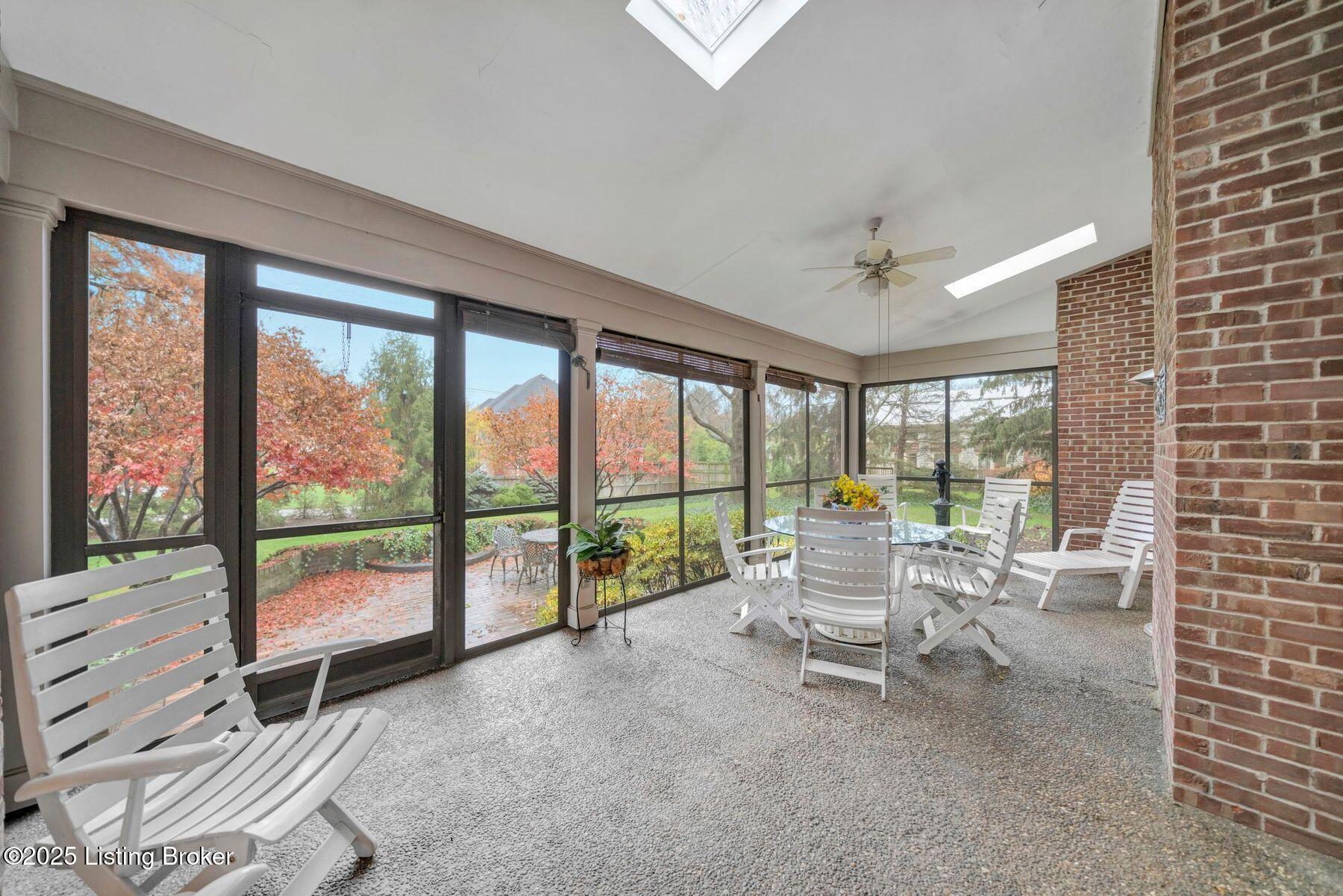 1101 Oxmoor Woods Pkwy